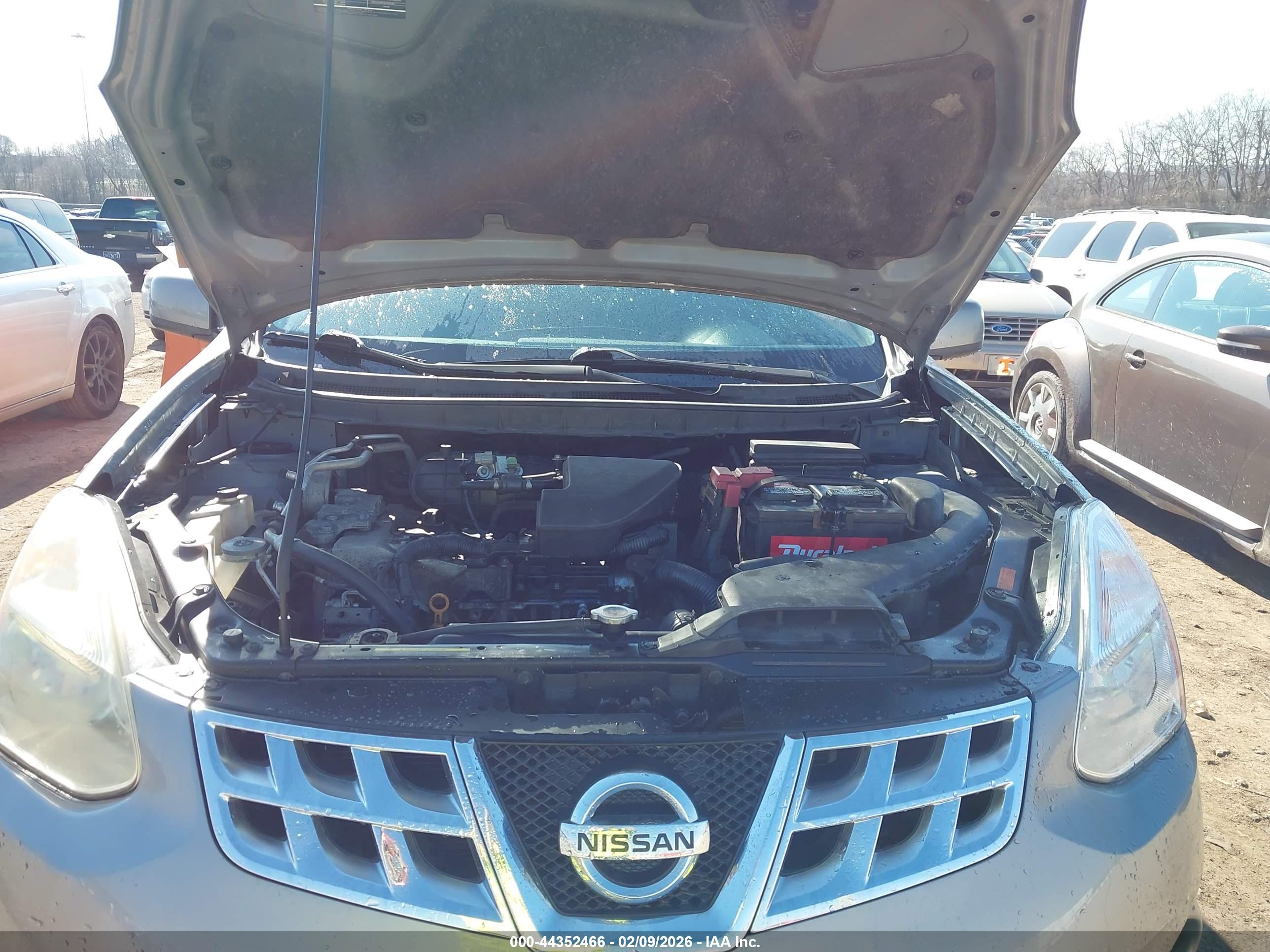 NISSAN ROGUE image 10