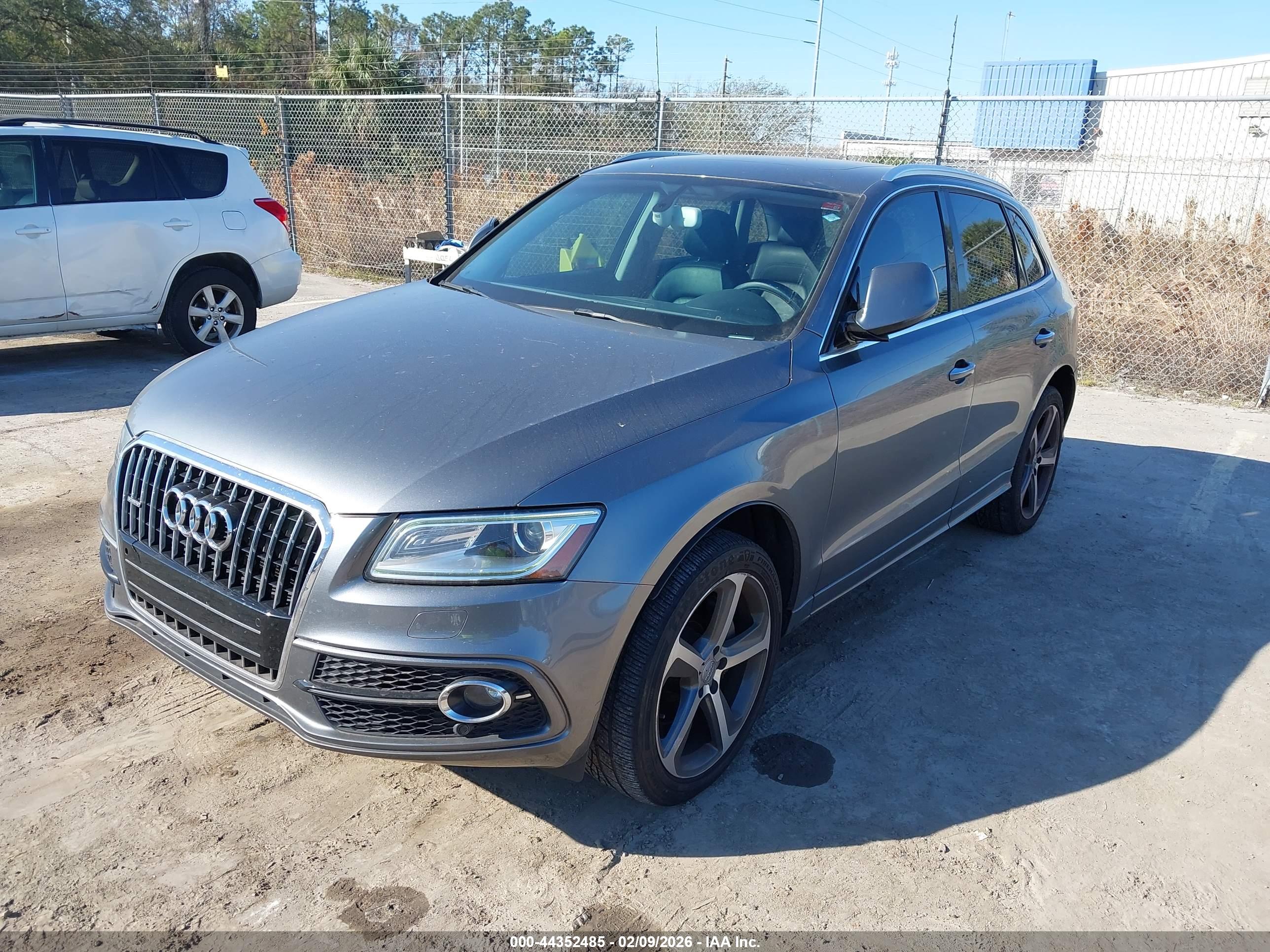AUDI Q5 image 2