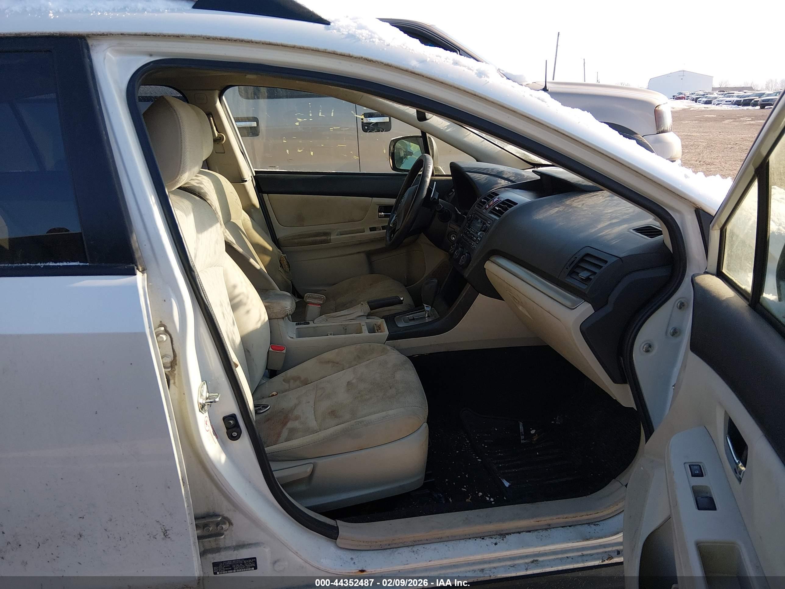 SUBARU XV image 5