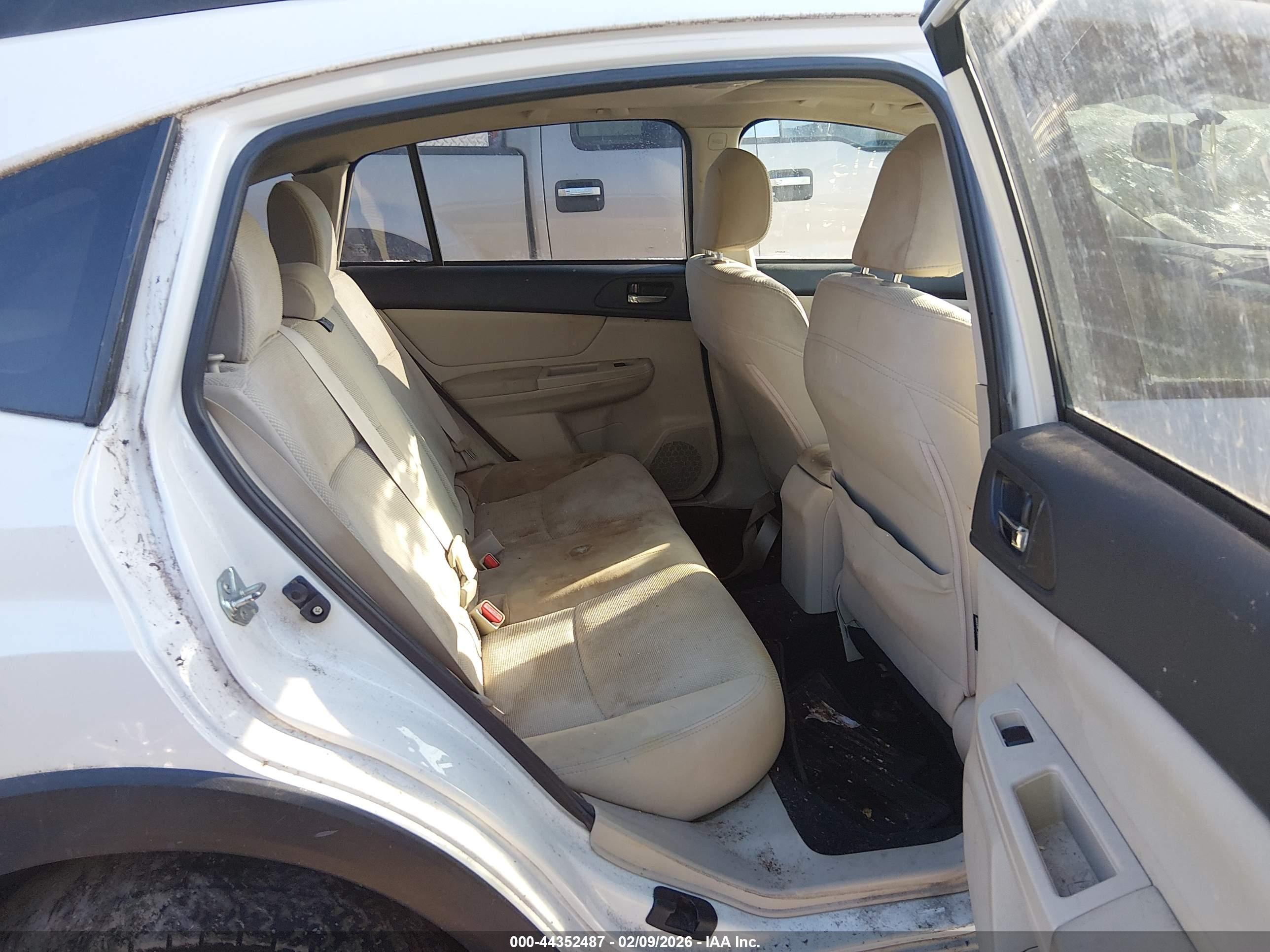 SUBARU XV image 8
