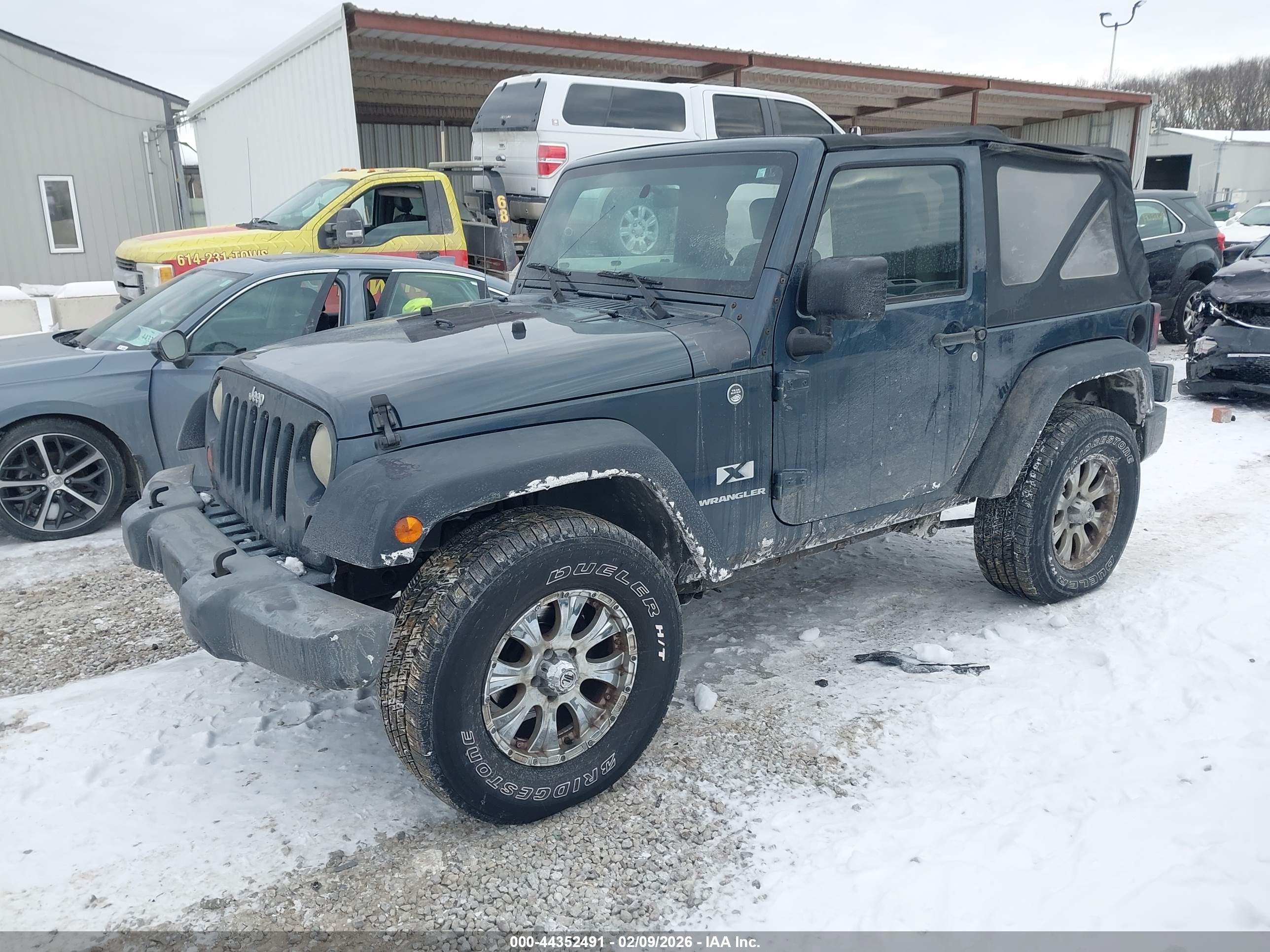 JEEP WRANGLER image 2