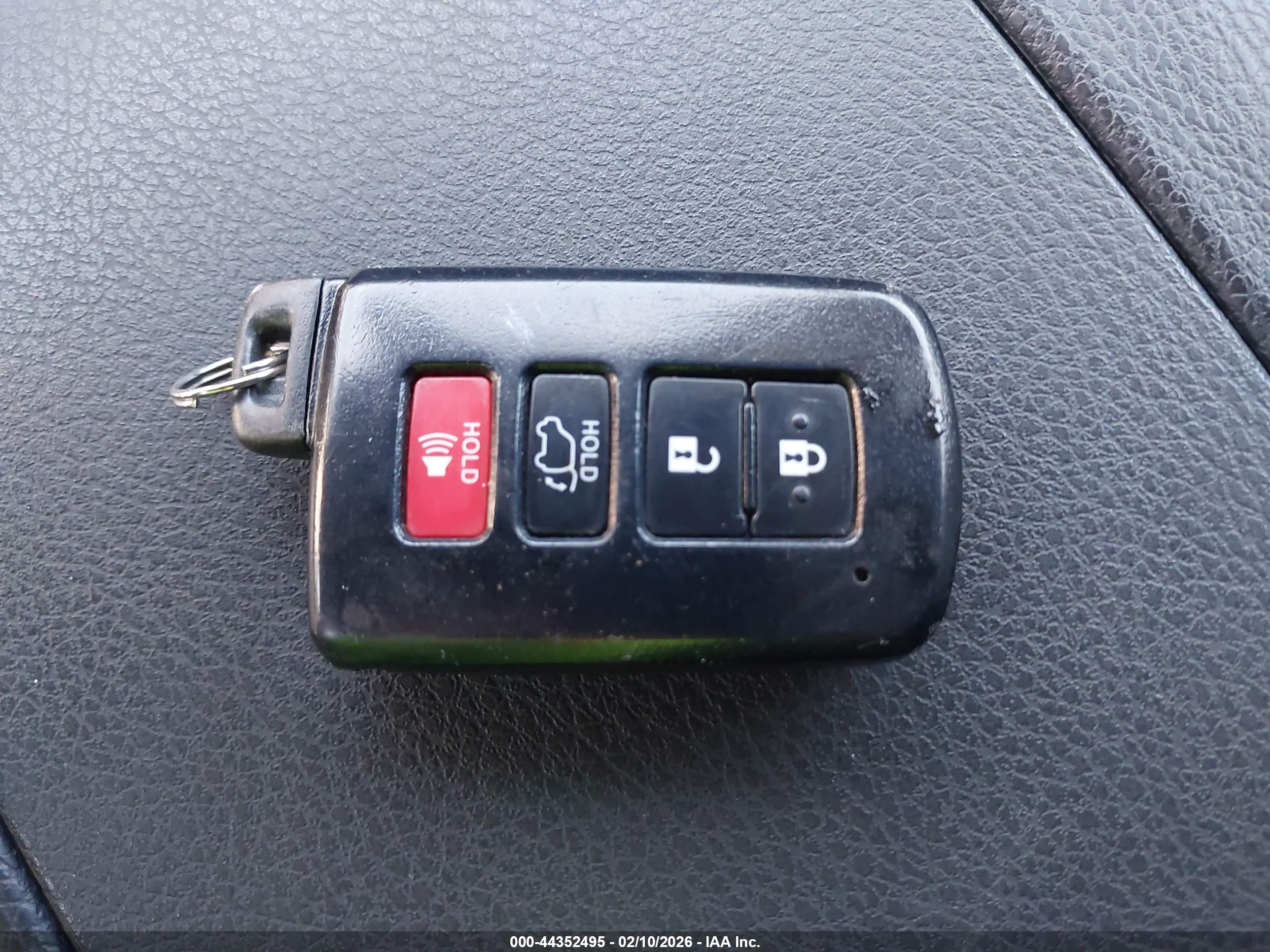 TOYOTA HIGHLANDER image 11