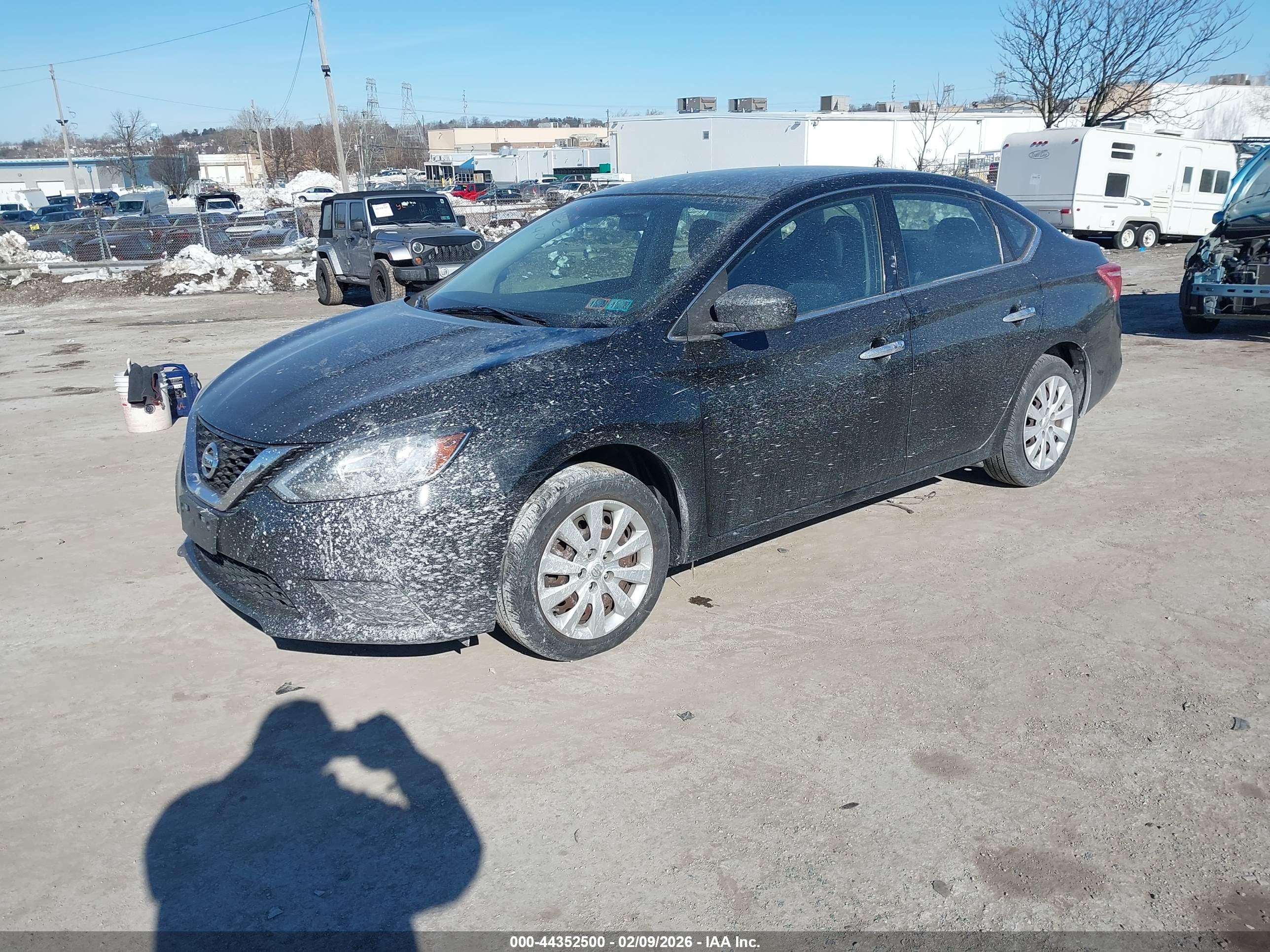 NISSAN SENTRA image 2