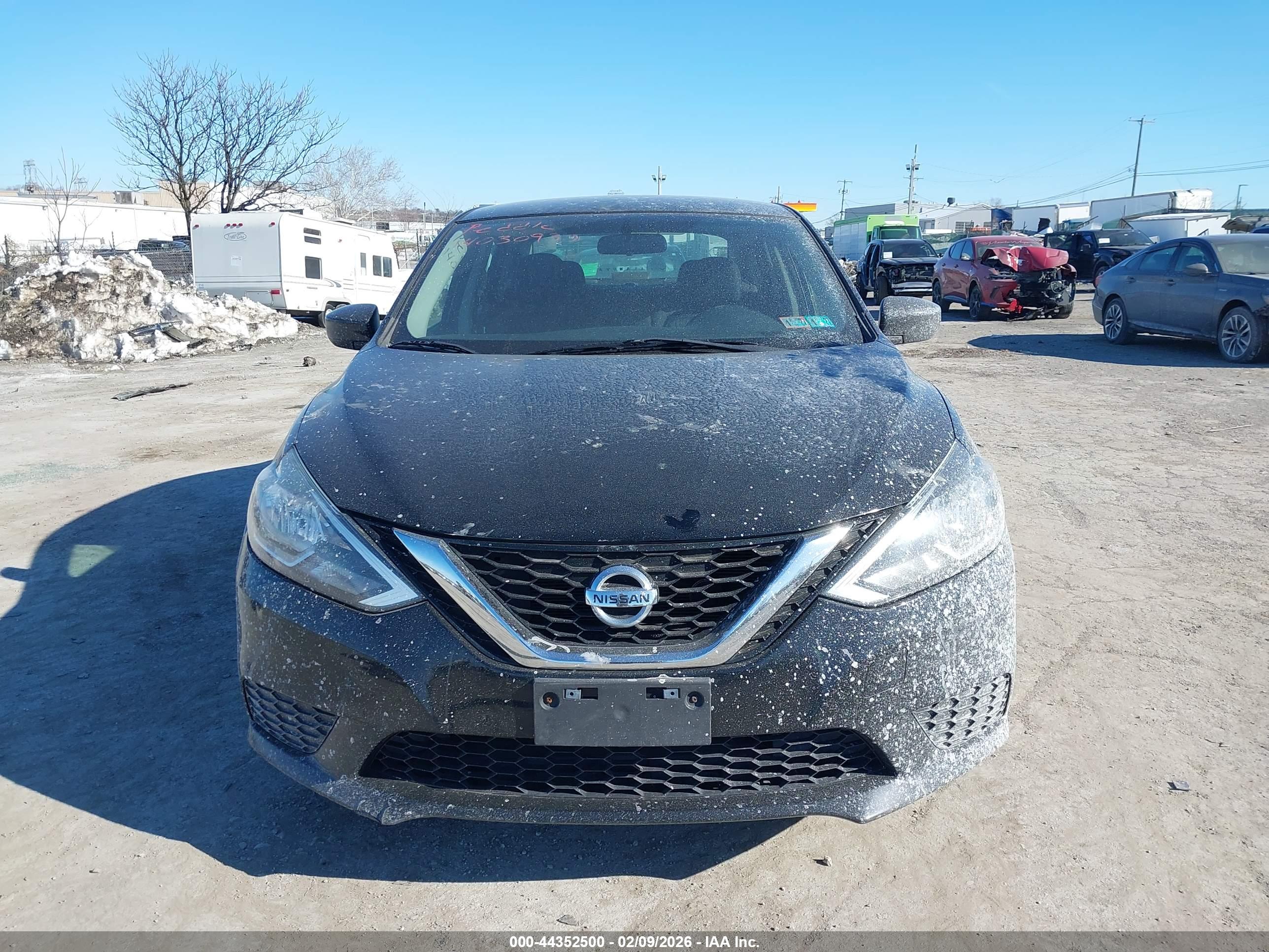 NISSAN SENTRA image 6