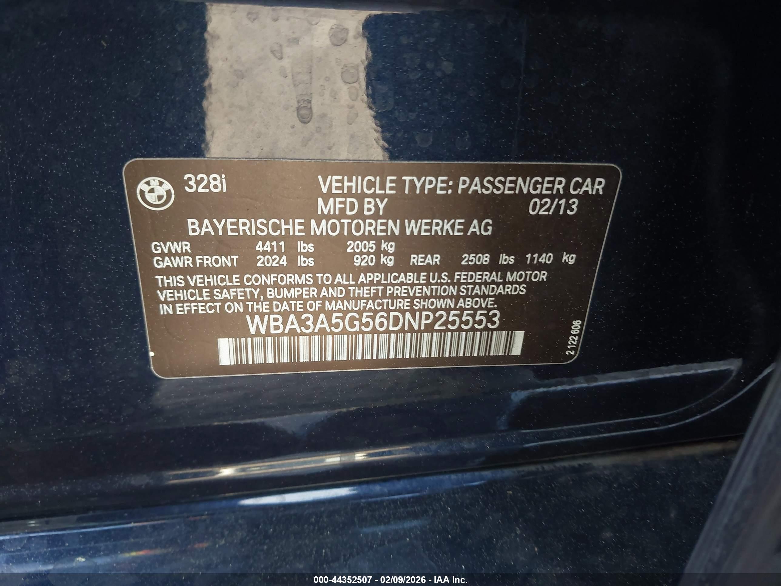BMW 328I image 9
