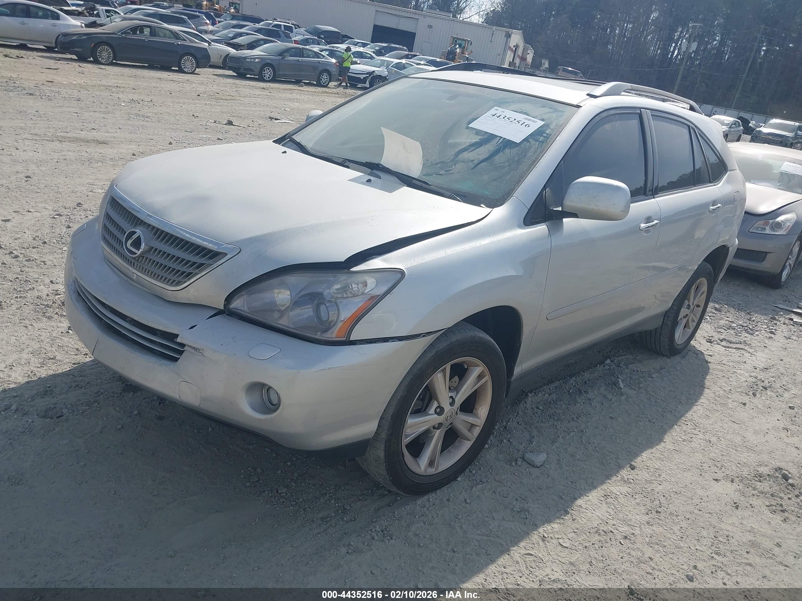 LEXUS RX image 2