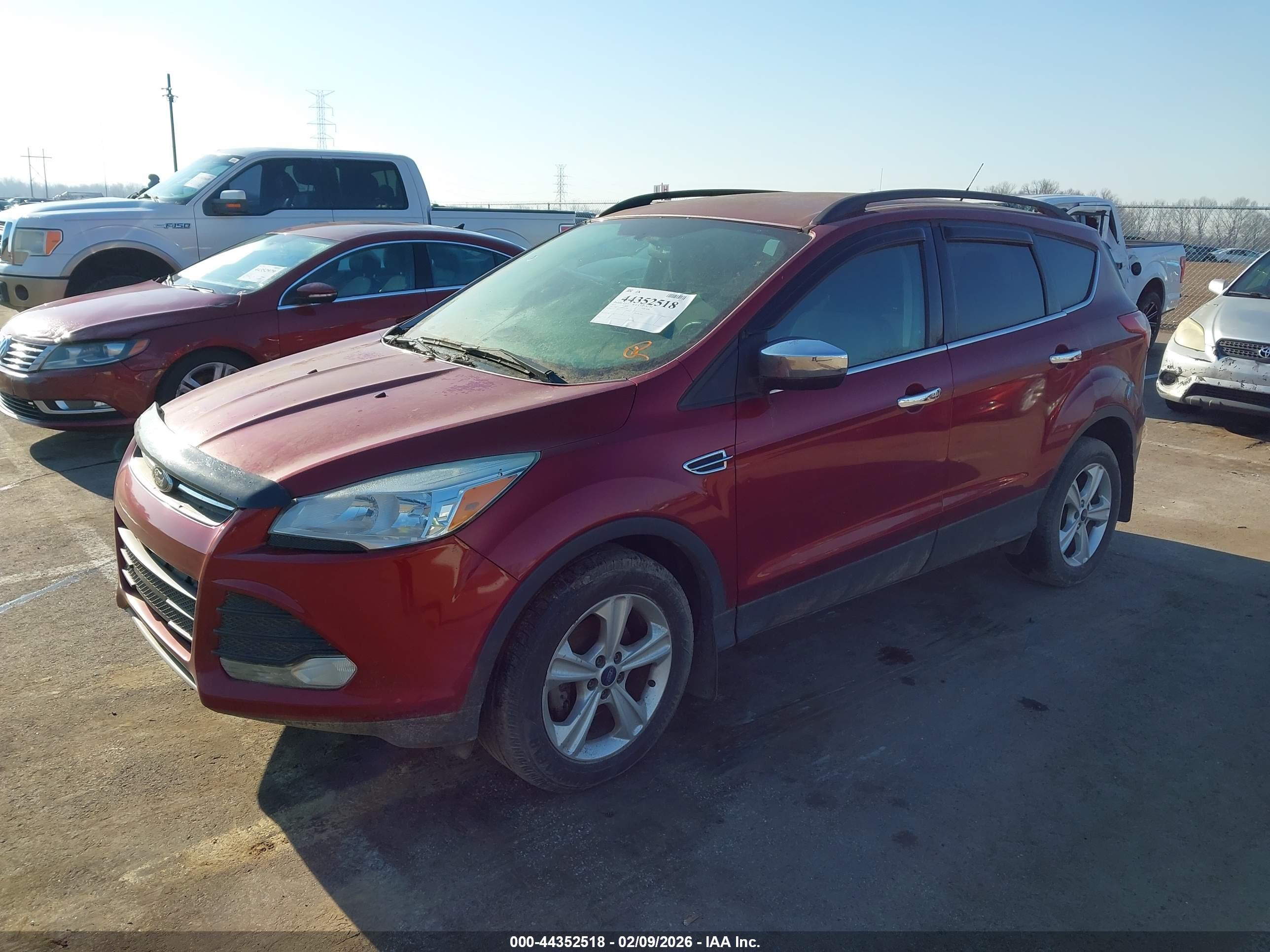 FORD ESCAPE image 2