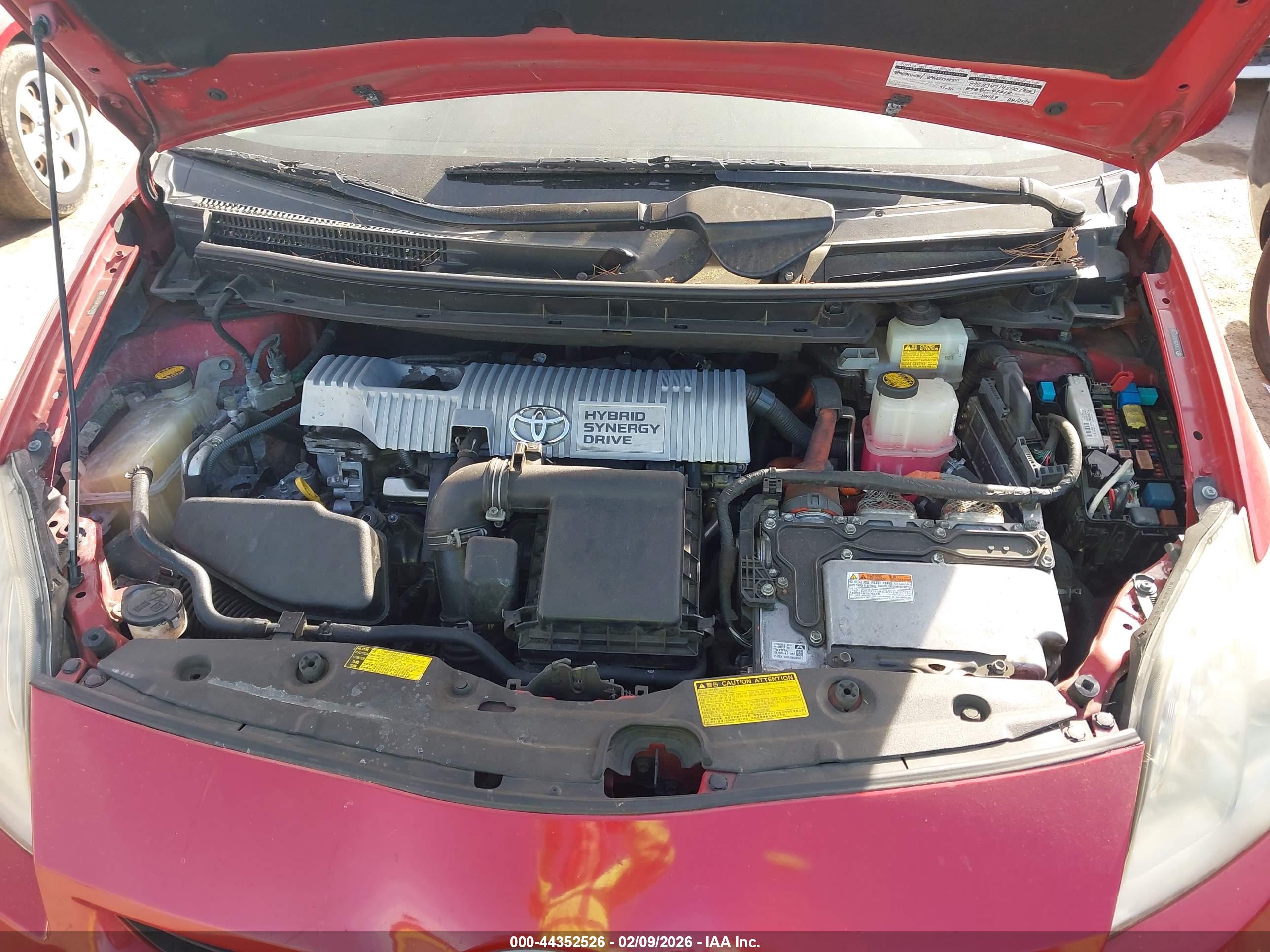 TOYOTA PRIUS image 10