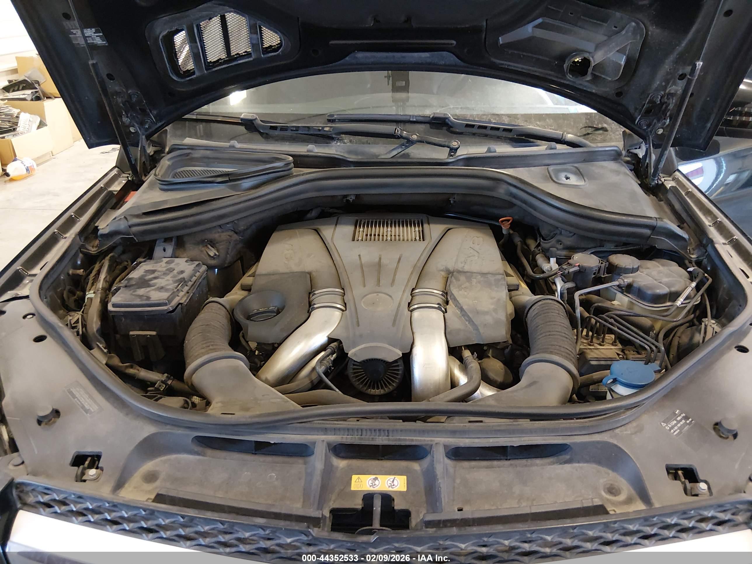 MERCEDES-BENZ GL image 10
