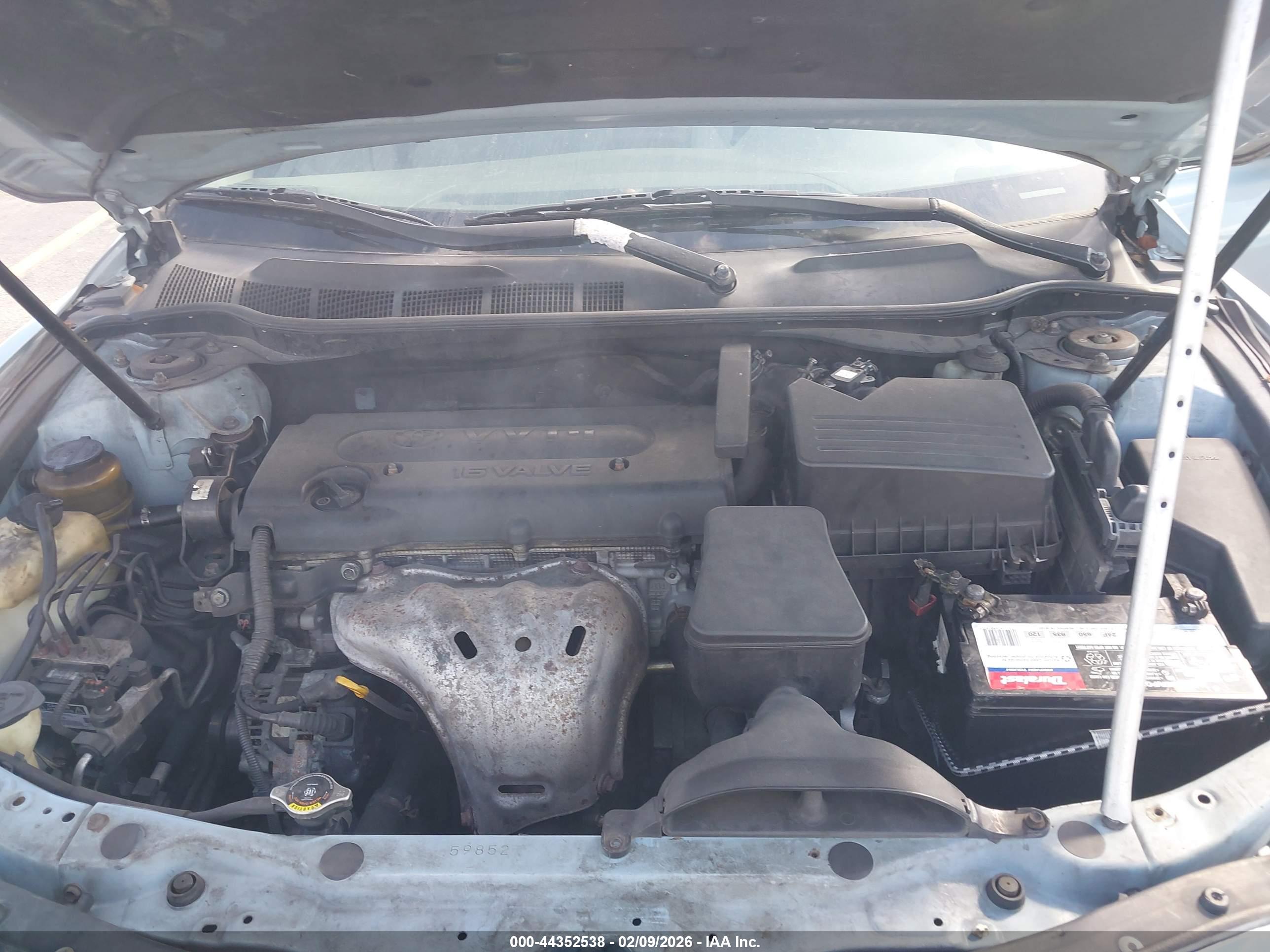 TOYOTA CAMRY image 10