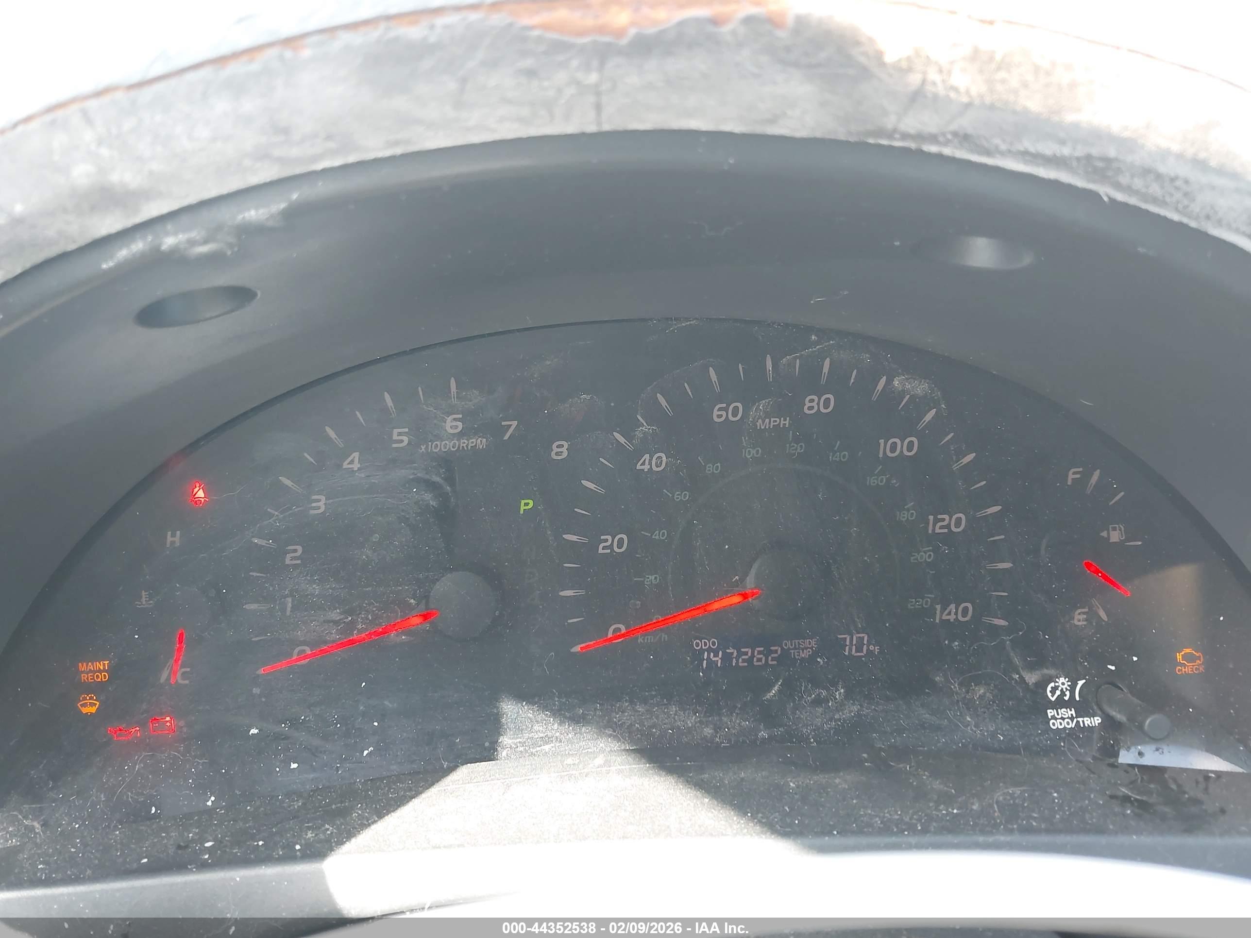 TOYOTA CAMRY image 7