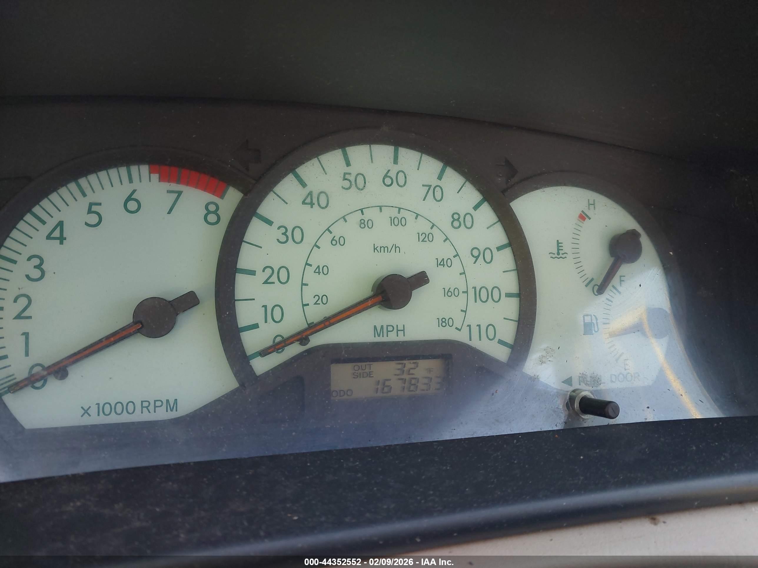TOYOTA COROLLA image 7