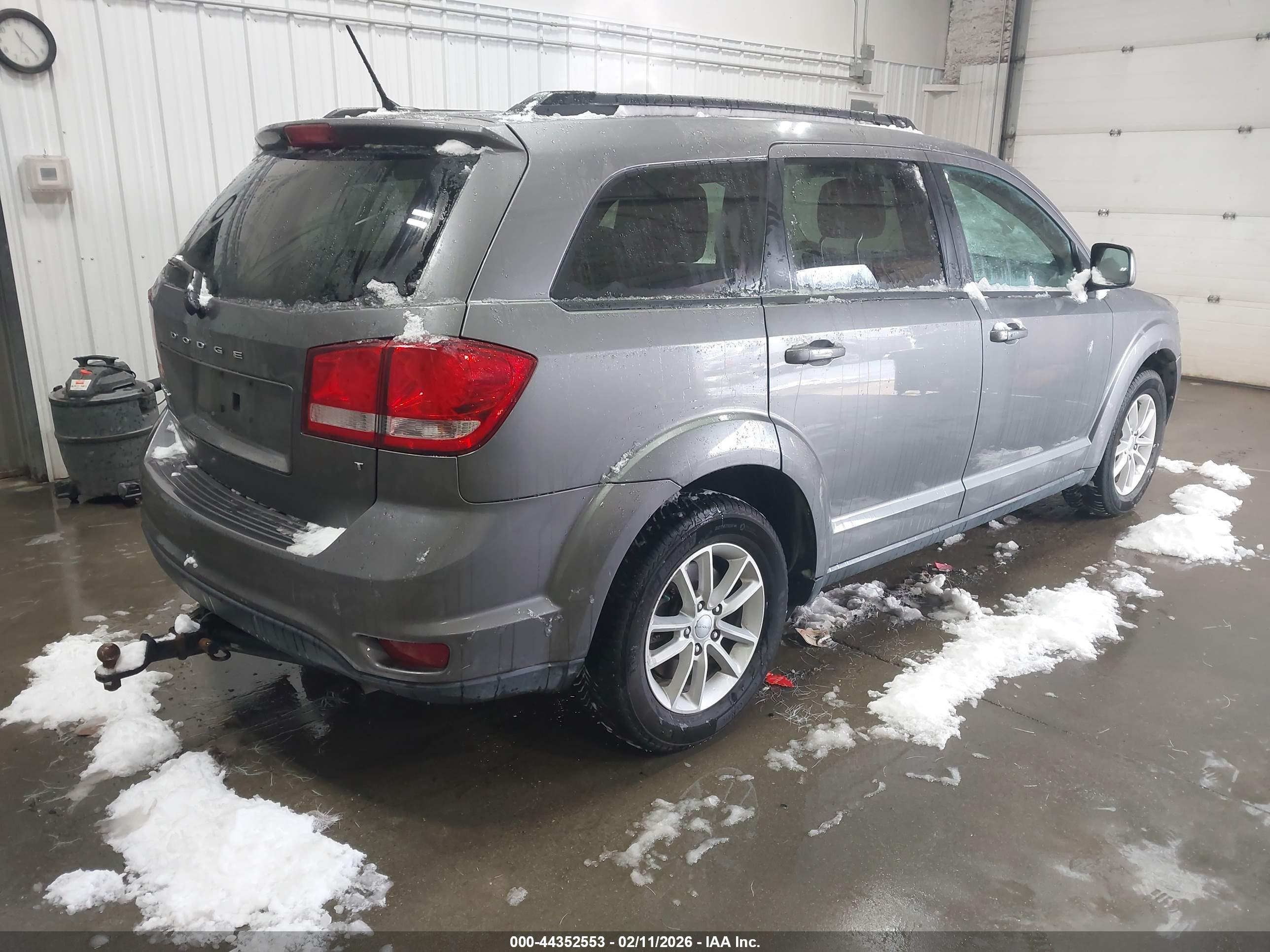 DODGE JOURNEY image 4