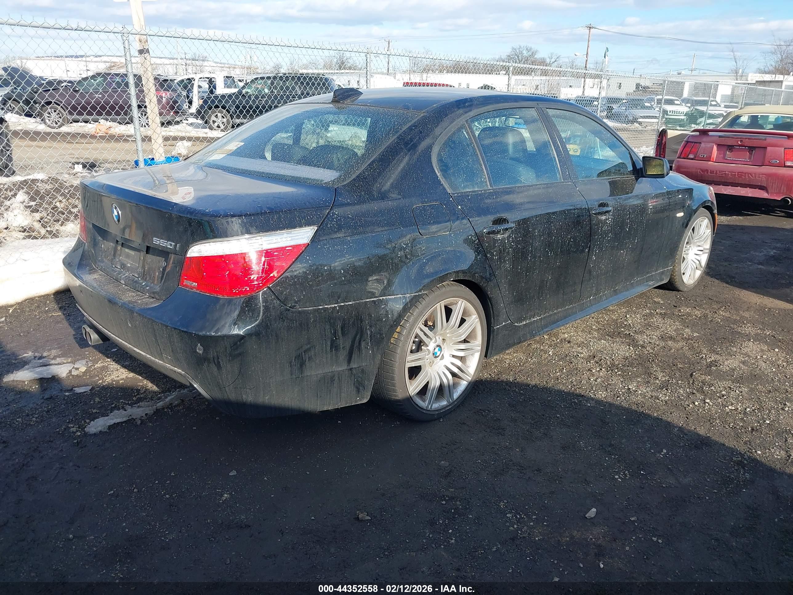 BMW 550I image 4