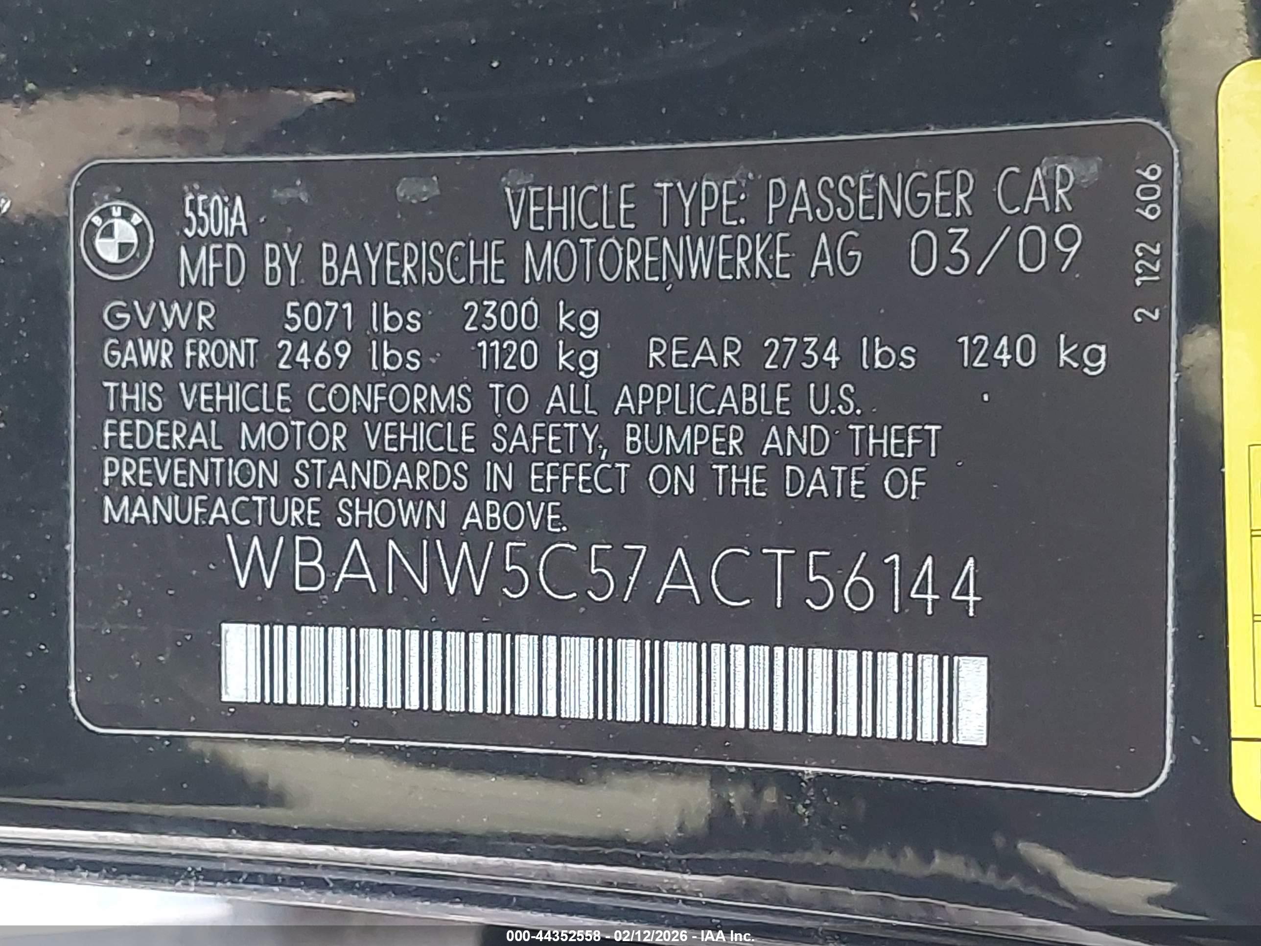 BMW 550I image 9