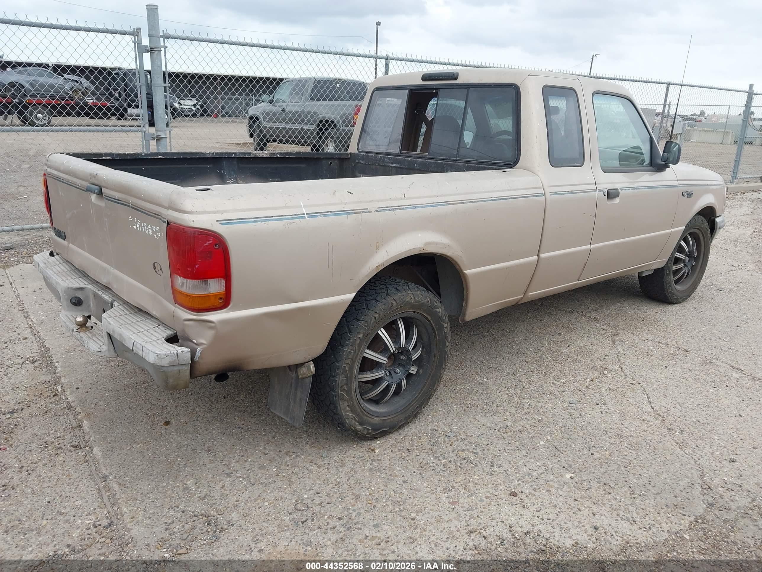FORD RANGER image 4