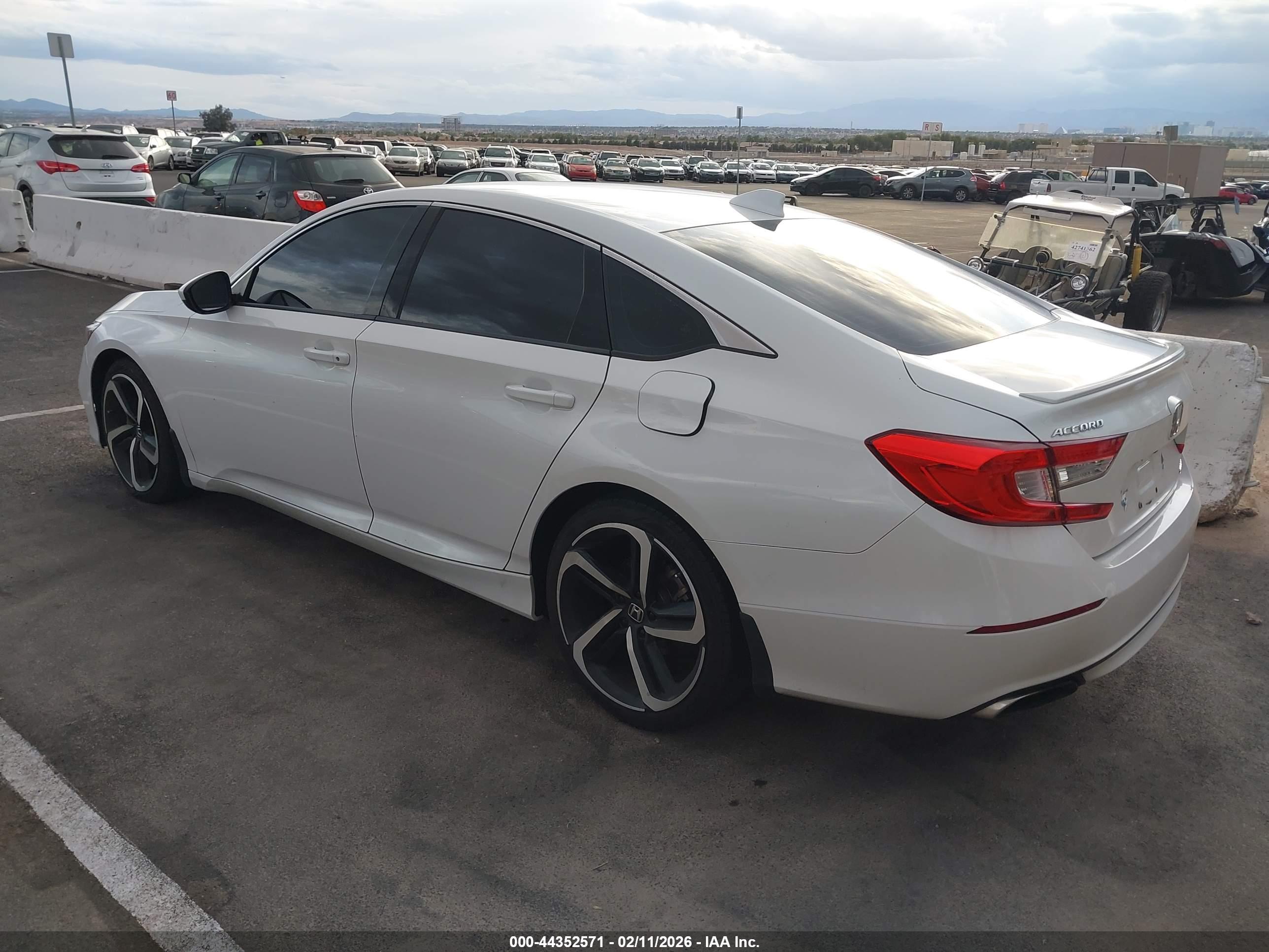 HONDA ACCORD image 3