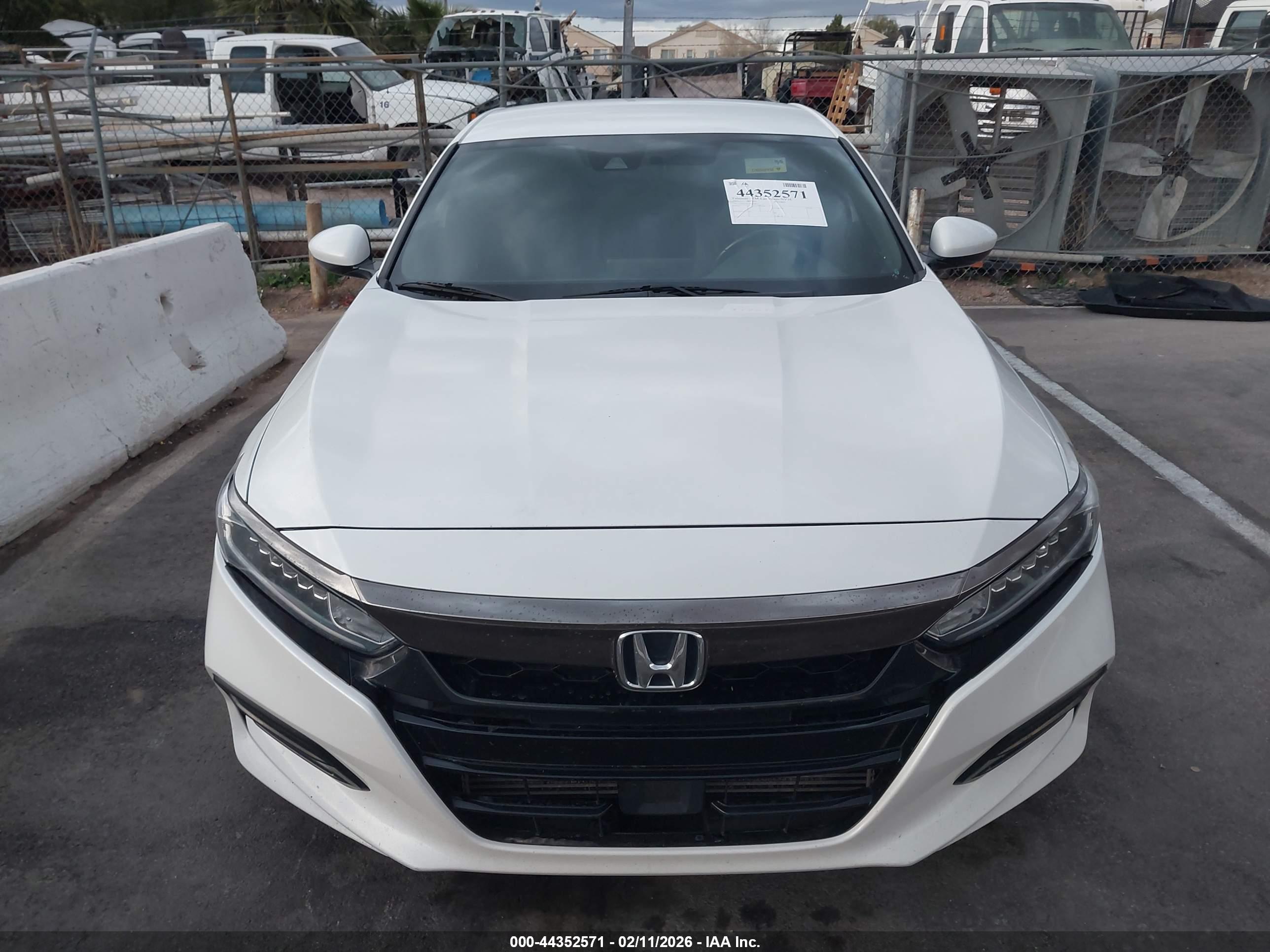 HONDA ACCORD image 6
