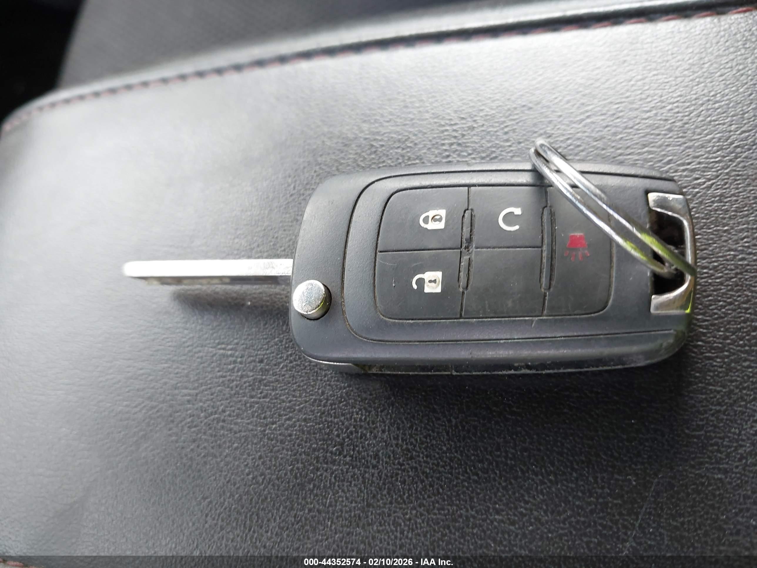CHEVROLET EQUINOX image 11