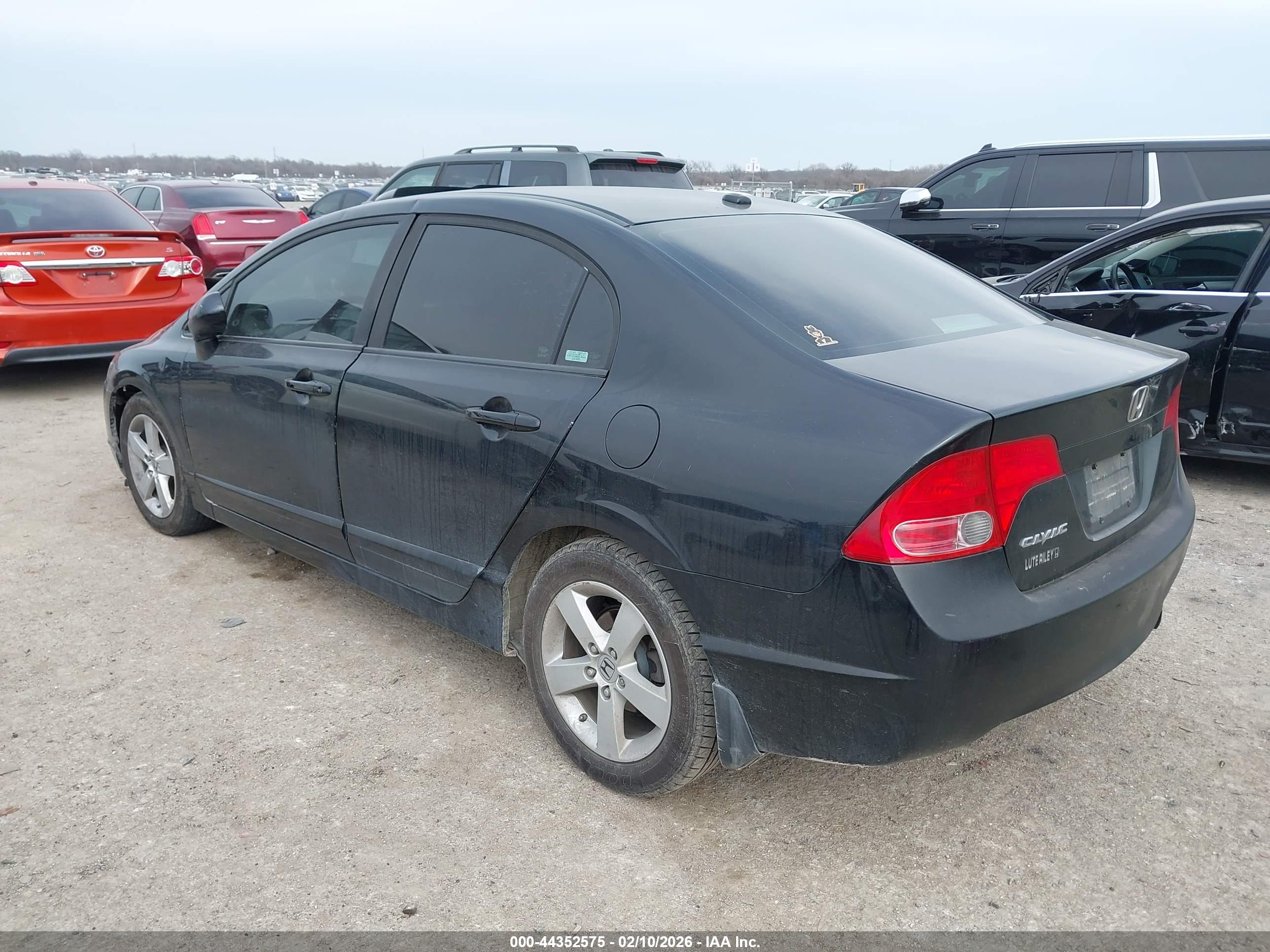 HONDA CIVIC image 3