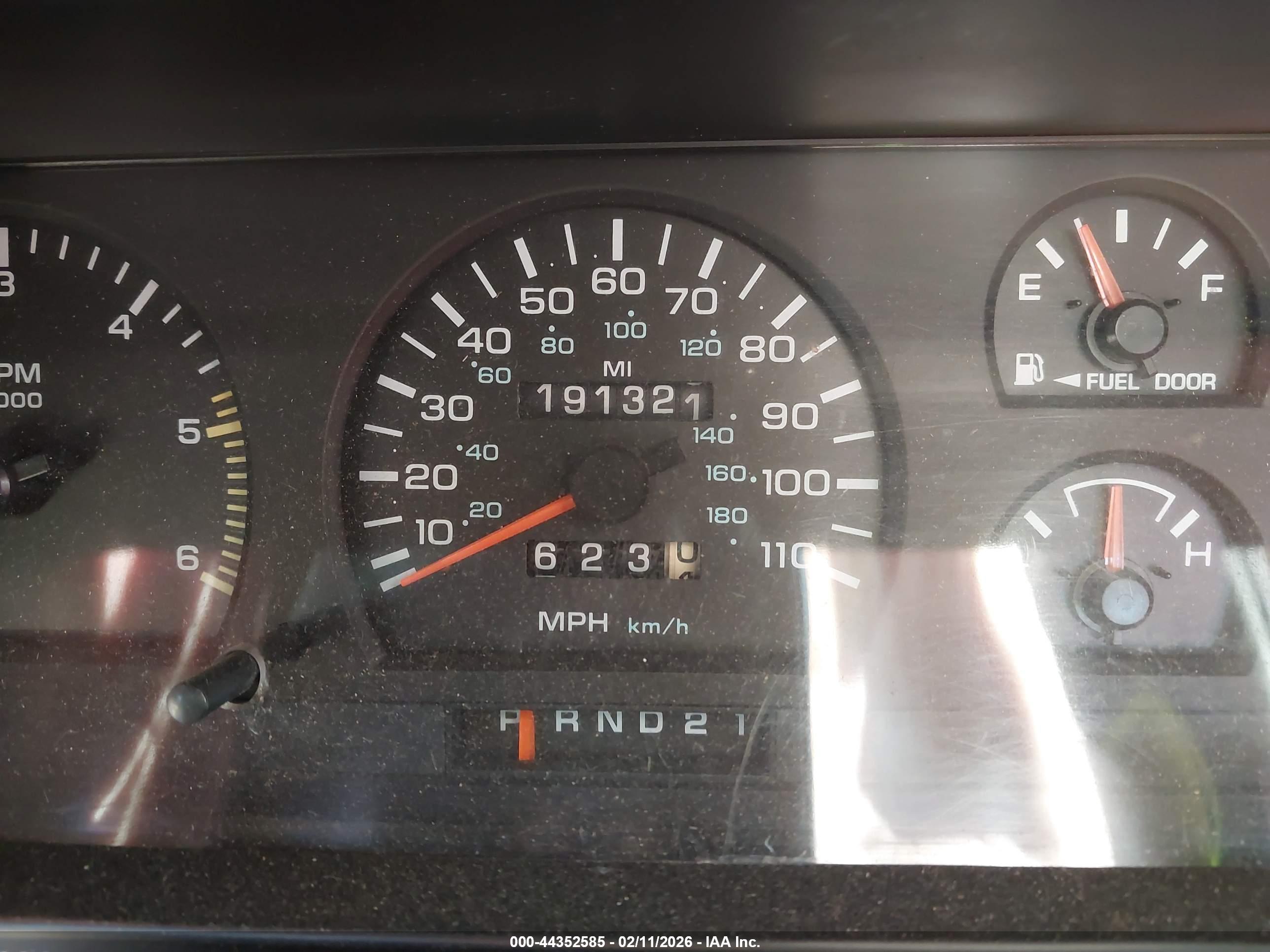 DODGE DAKOTA image 7