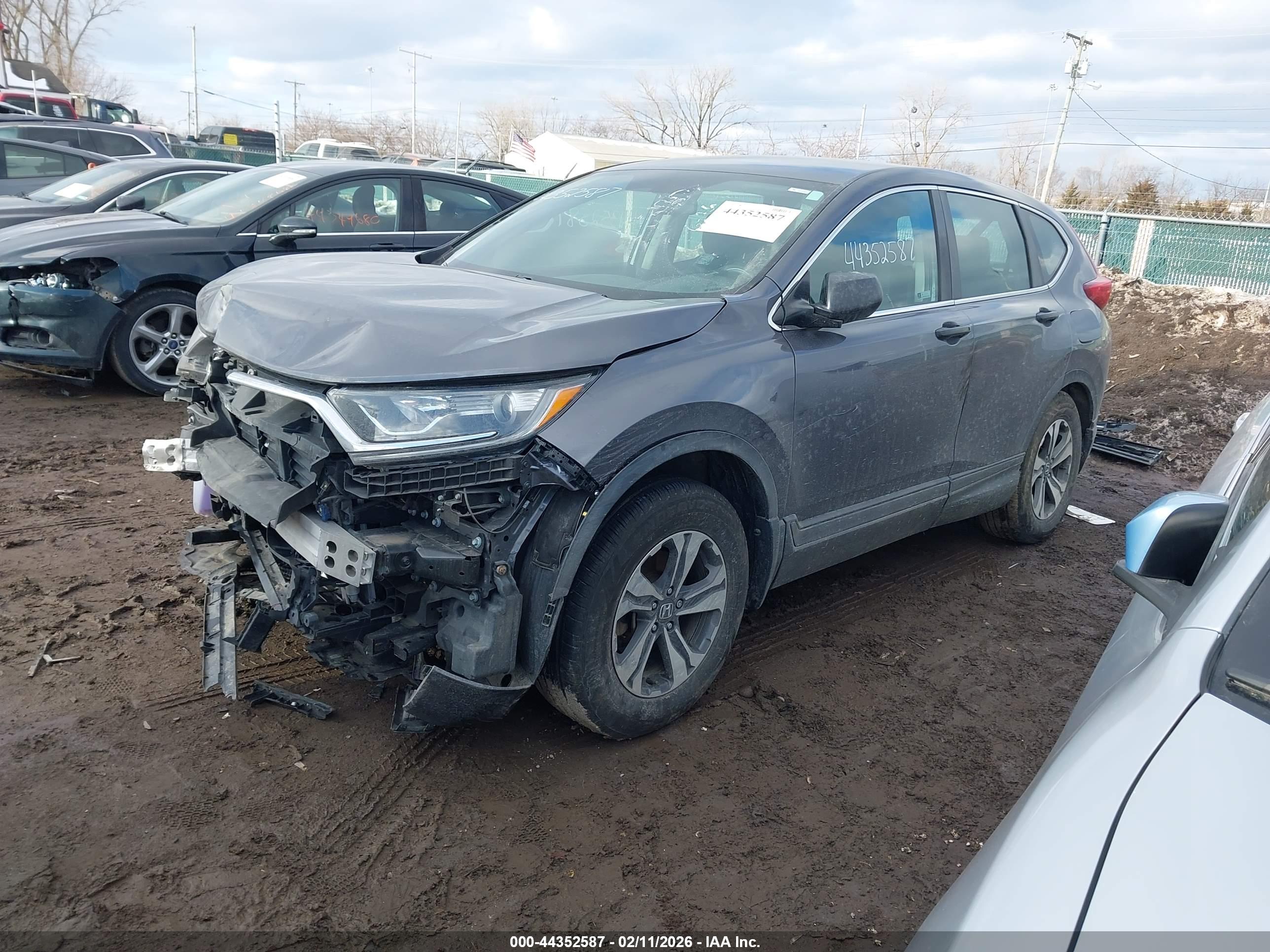HONDA CR-V image 2