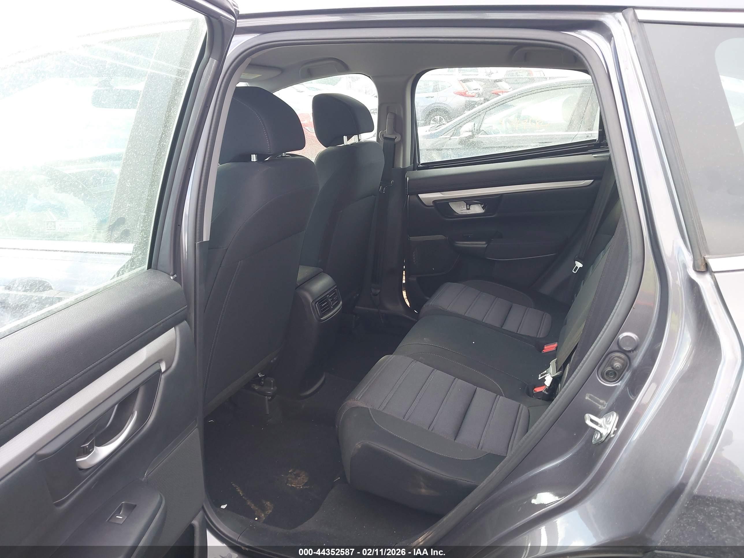 HONDA CR-V image 8