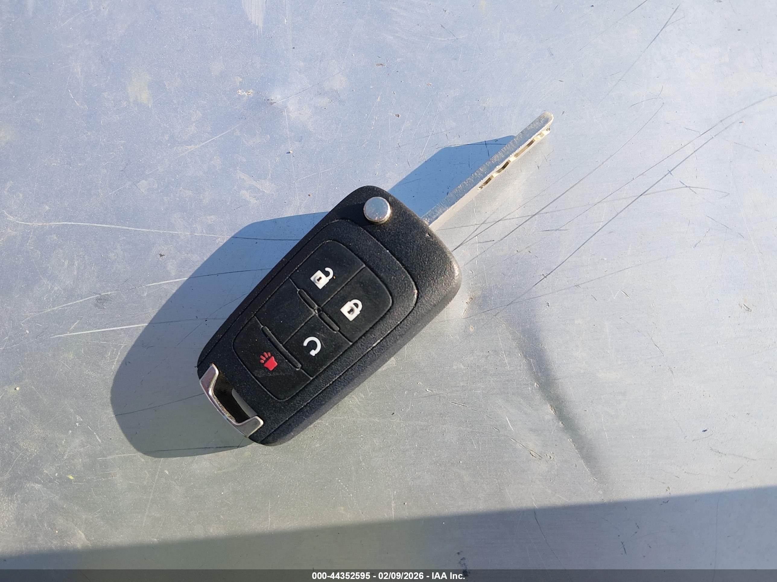 CHEVROLET EQUINOX image 11