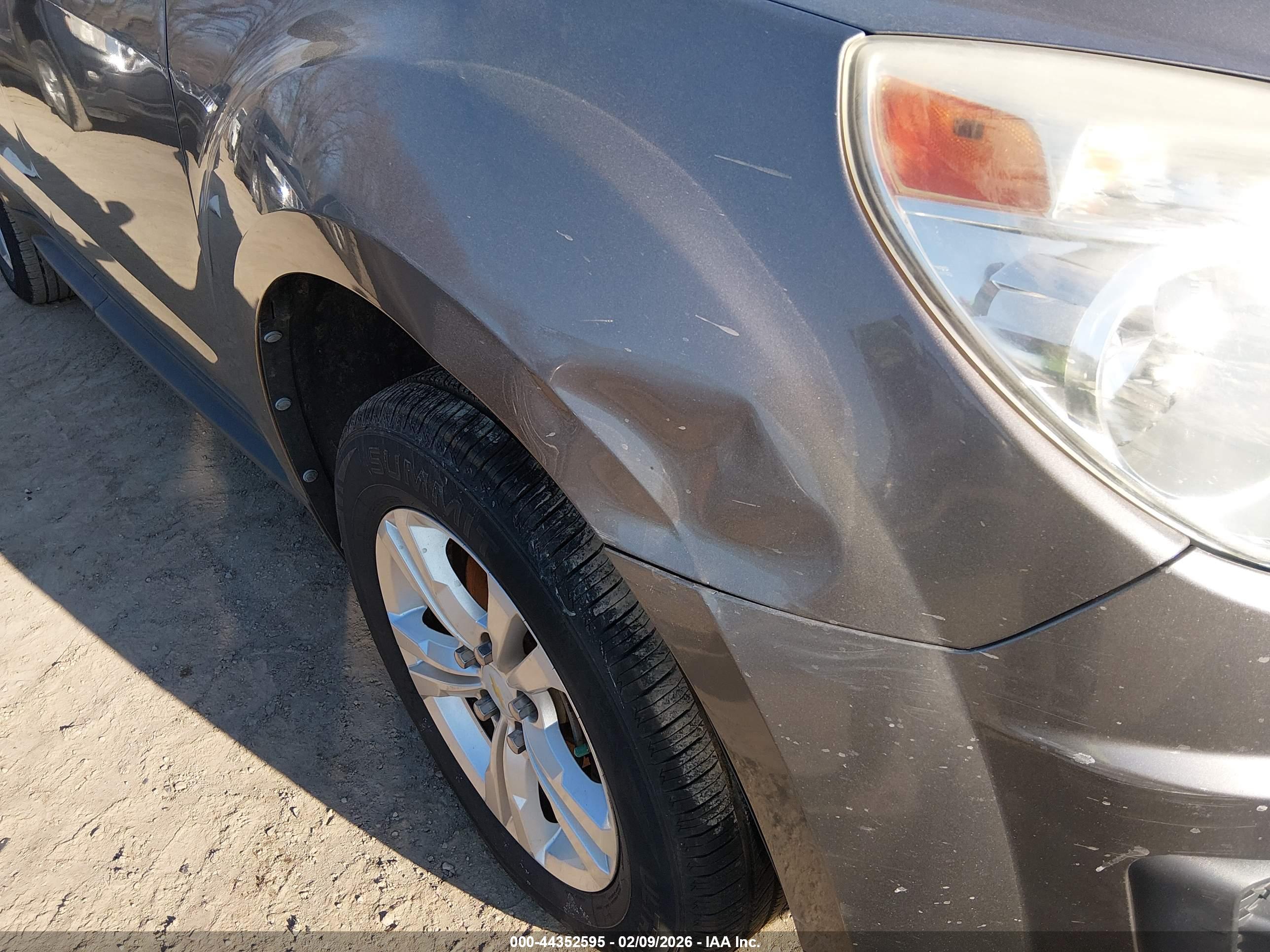 CHEVROLET EQUINOX image 6