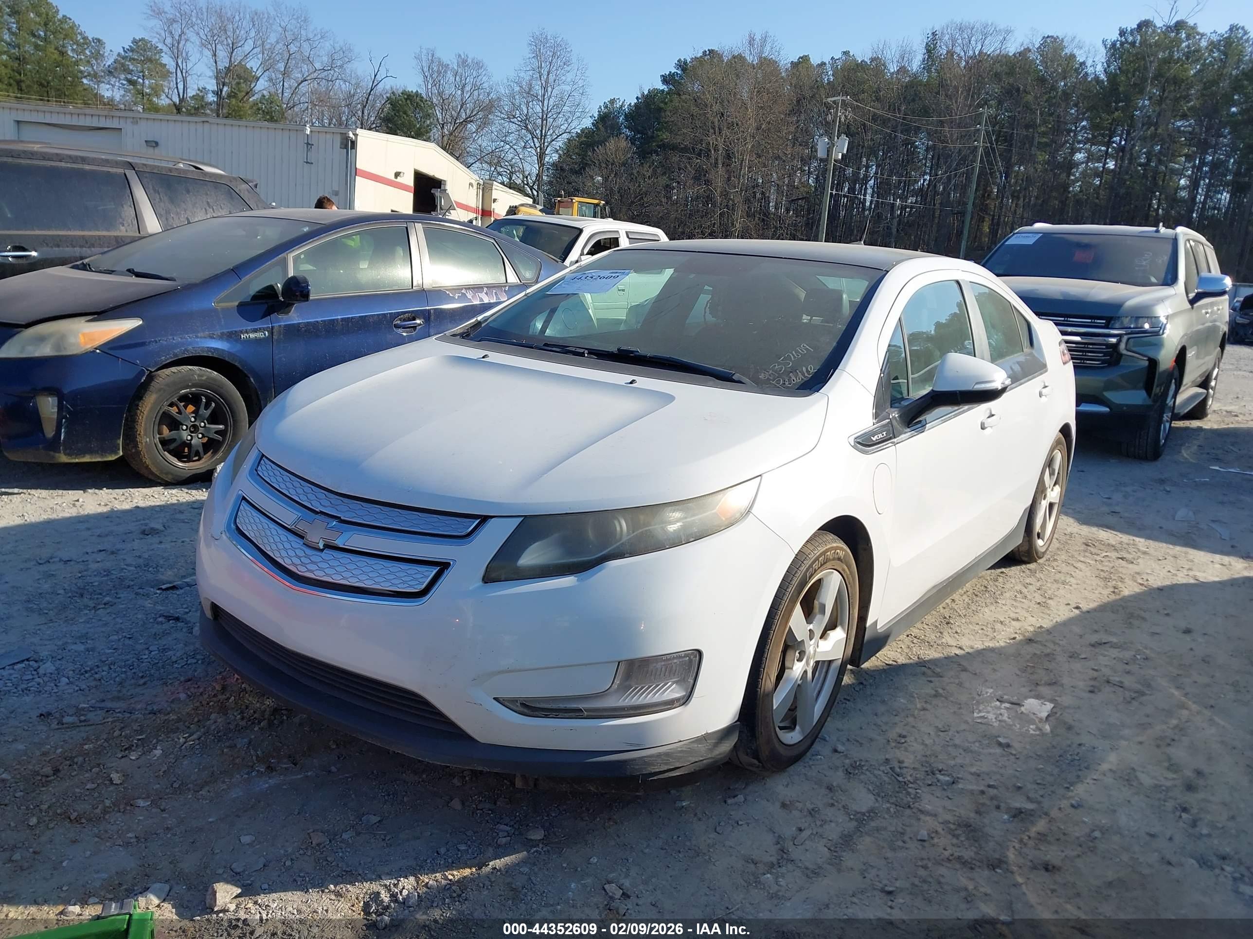 CHEVROLET VOLT image 2