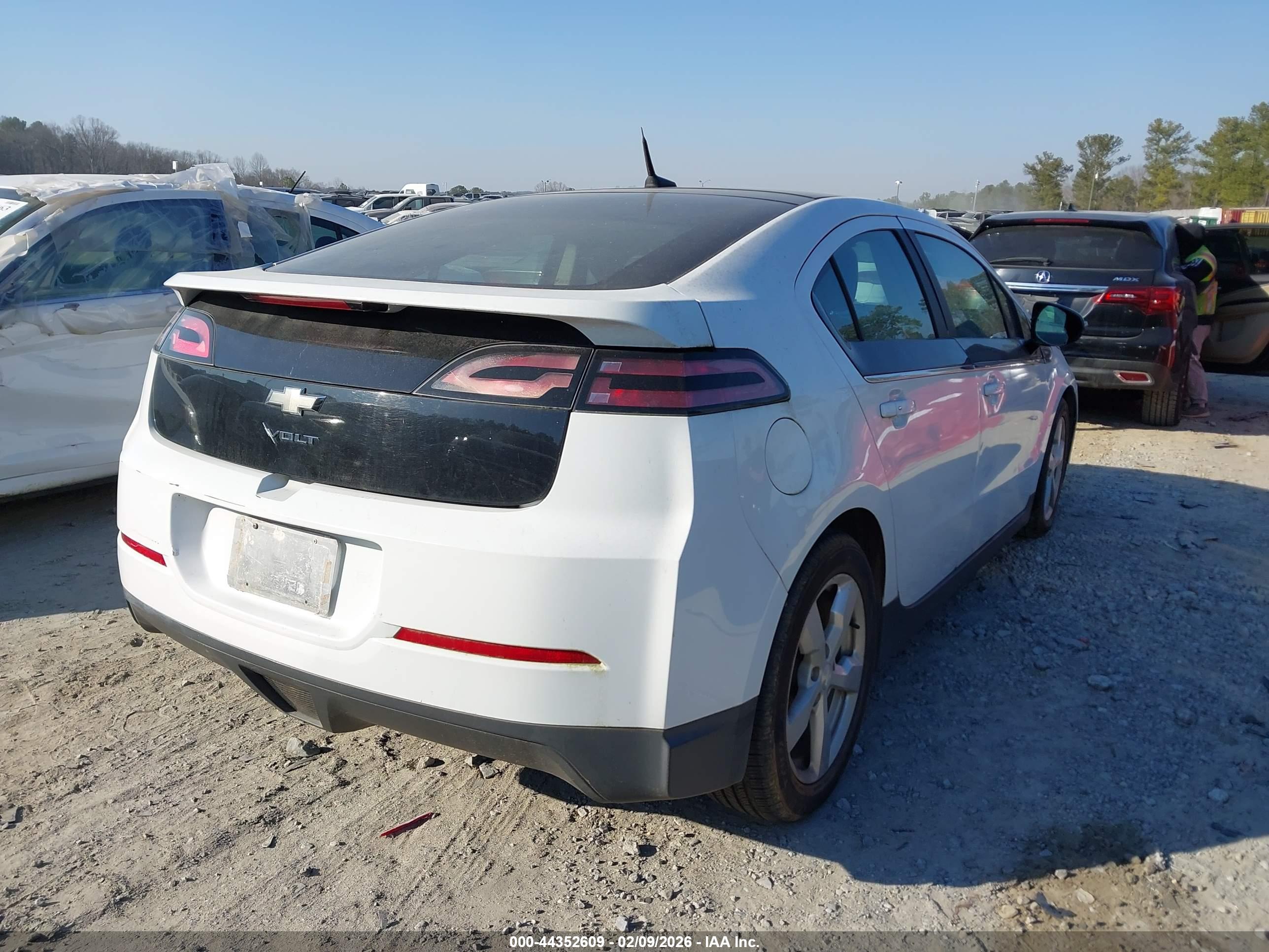 CHEVROLET VOLT image 4