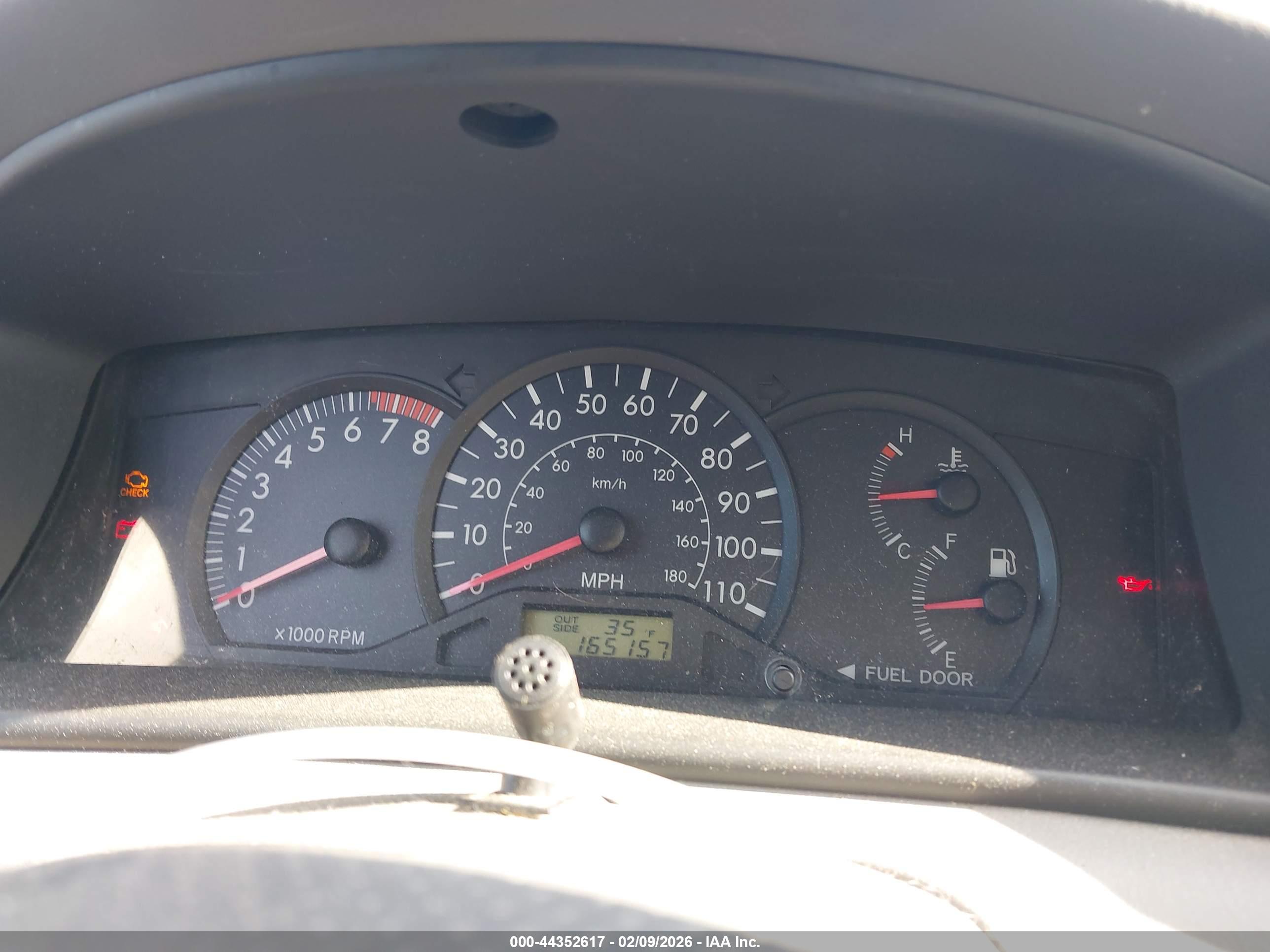 TOYOTA COROLLA image 7
