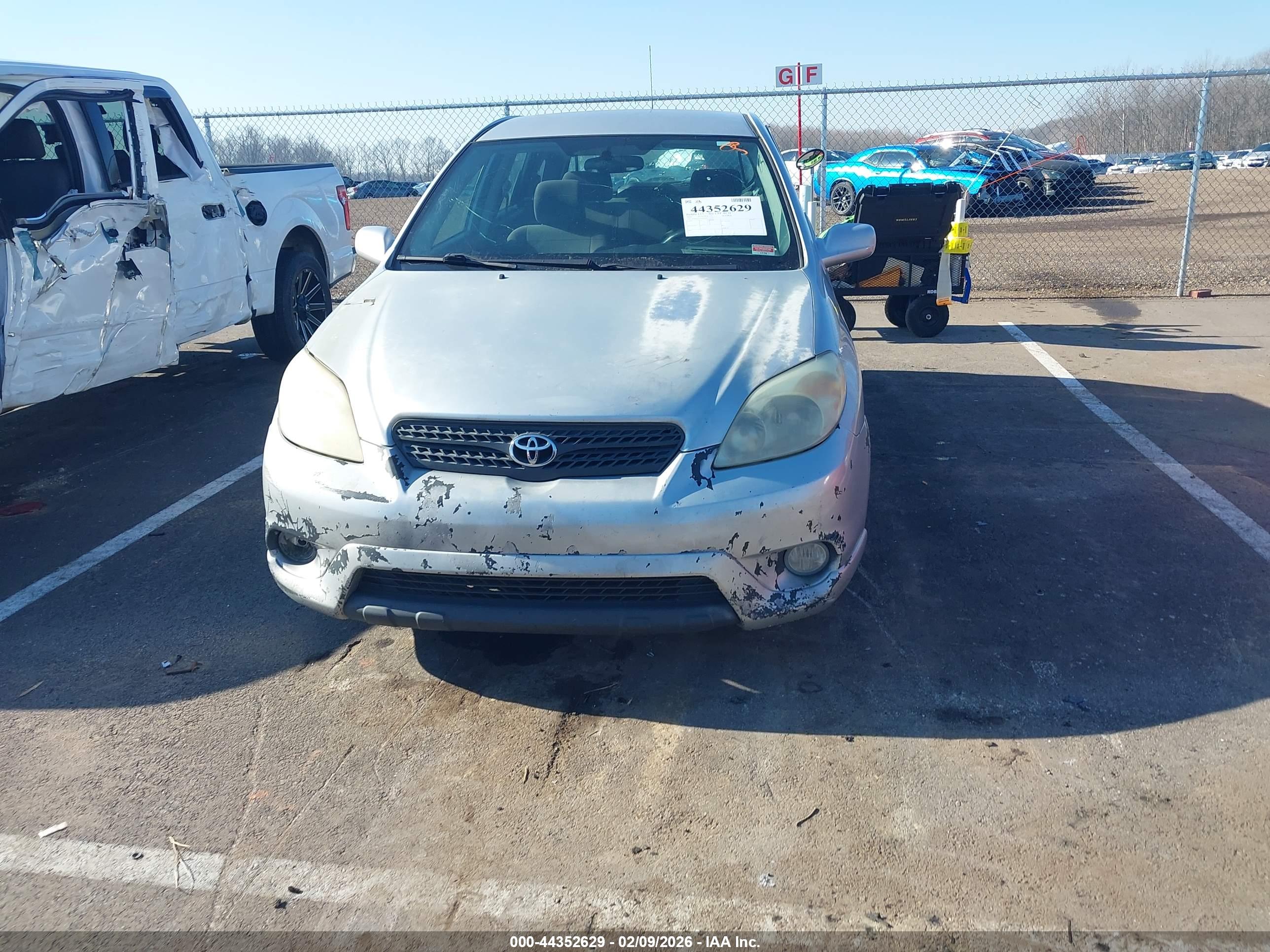 TOYOTA MATRIX image 6