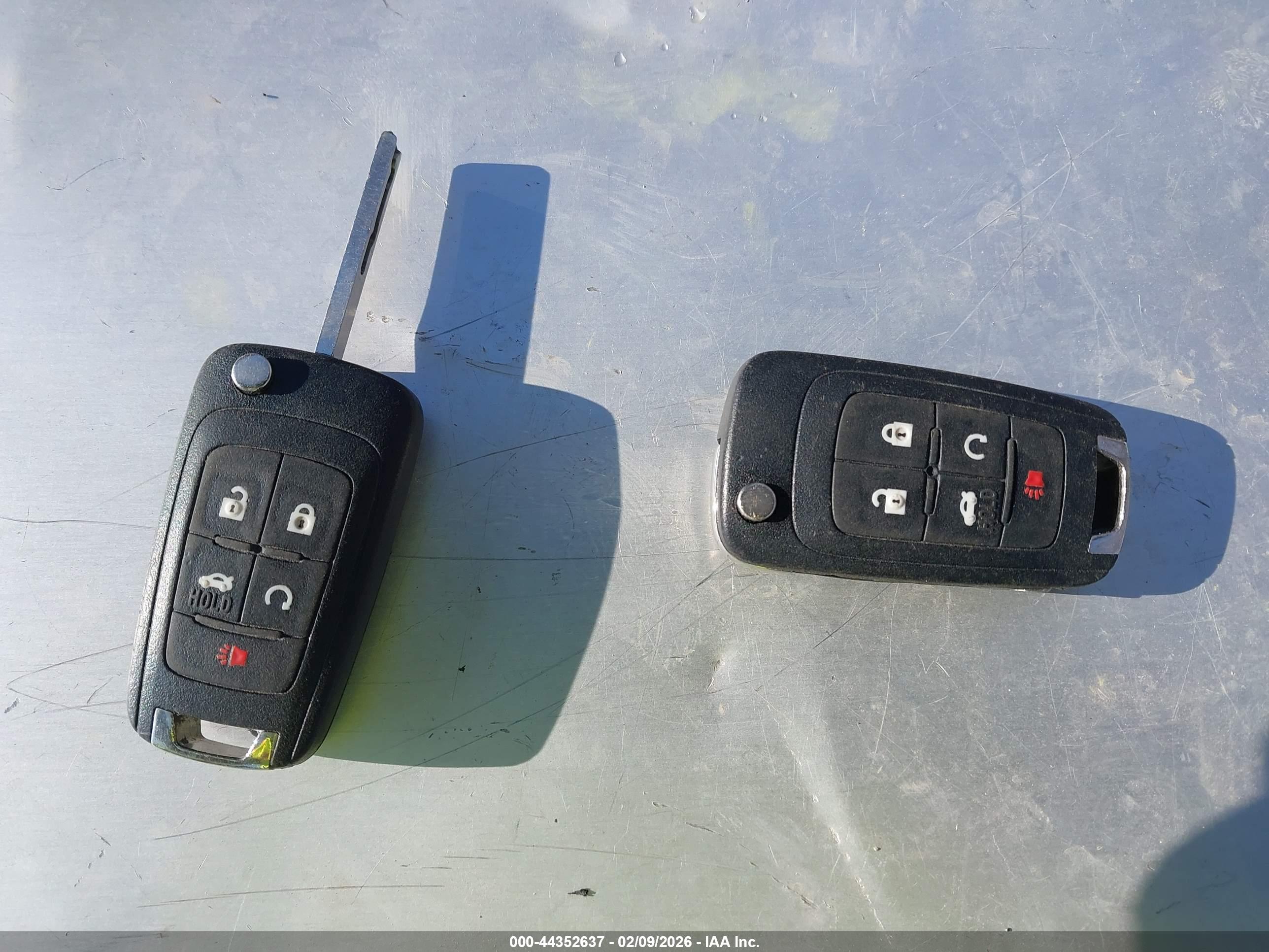 CHEVROLET EQUINOX image 11