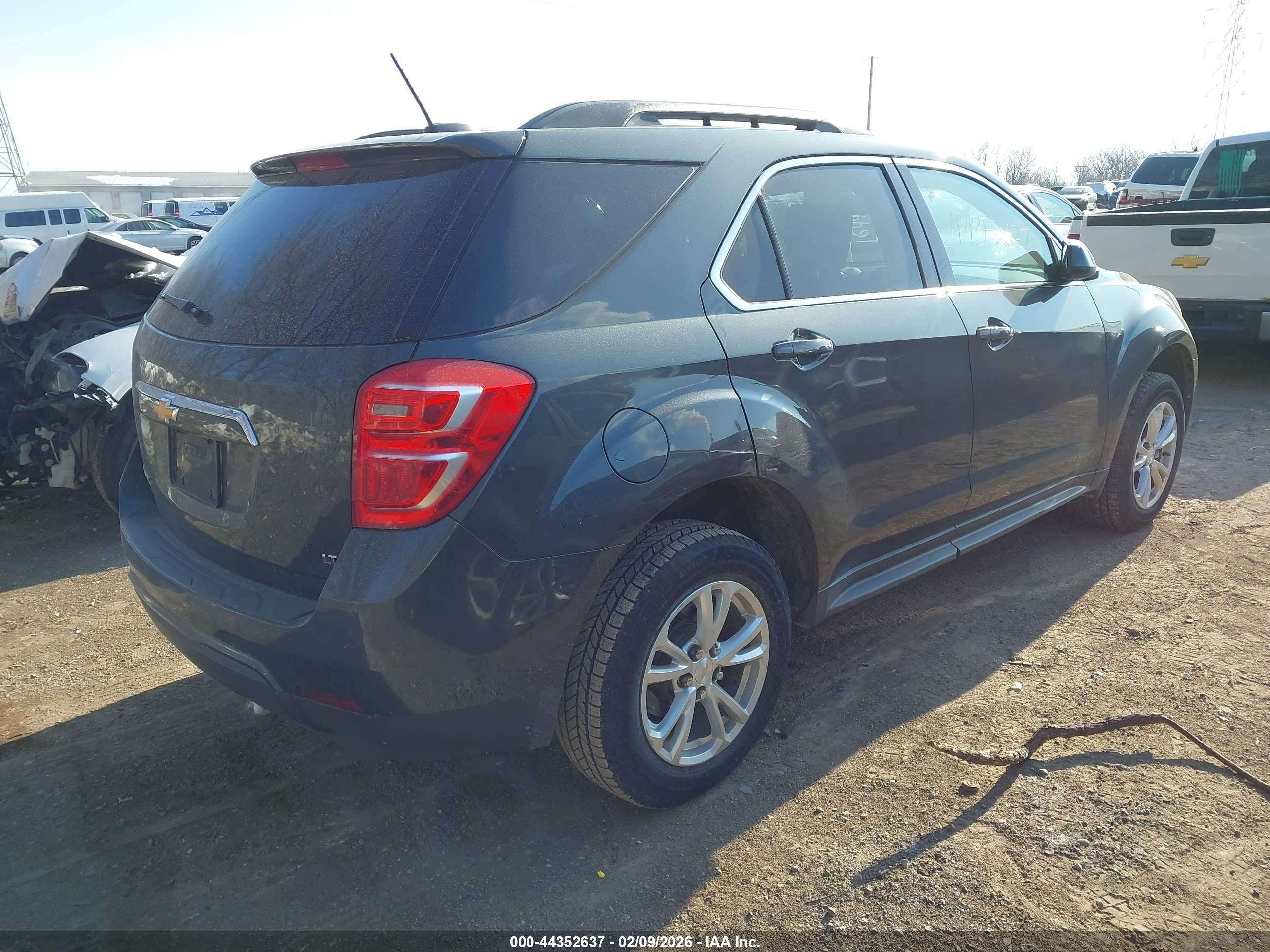 CHEVROLET EQUINOX image 4