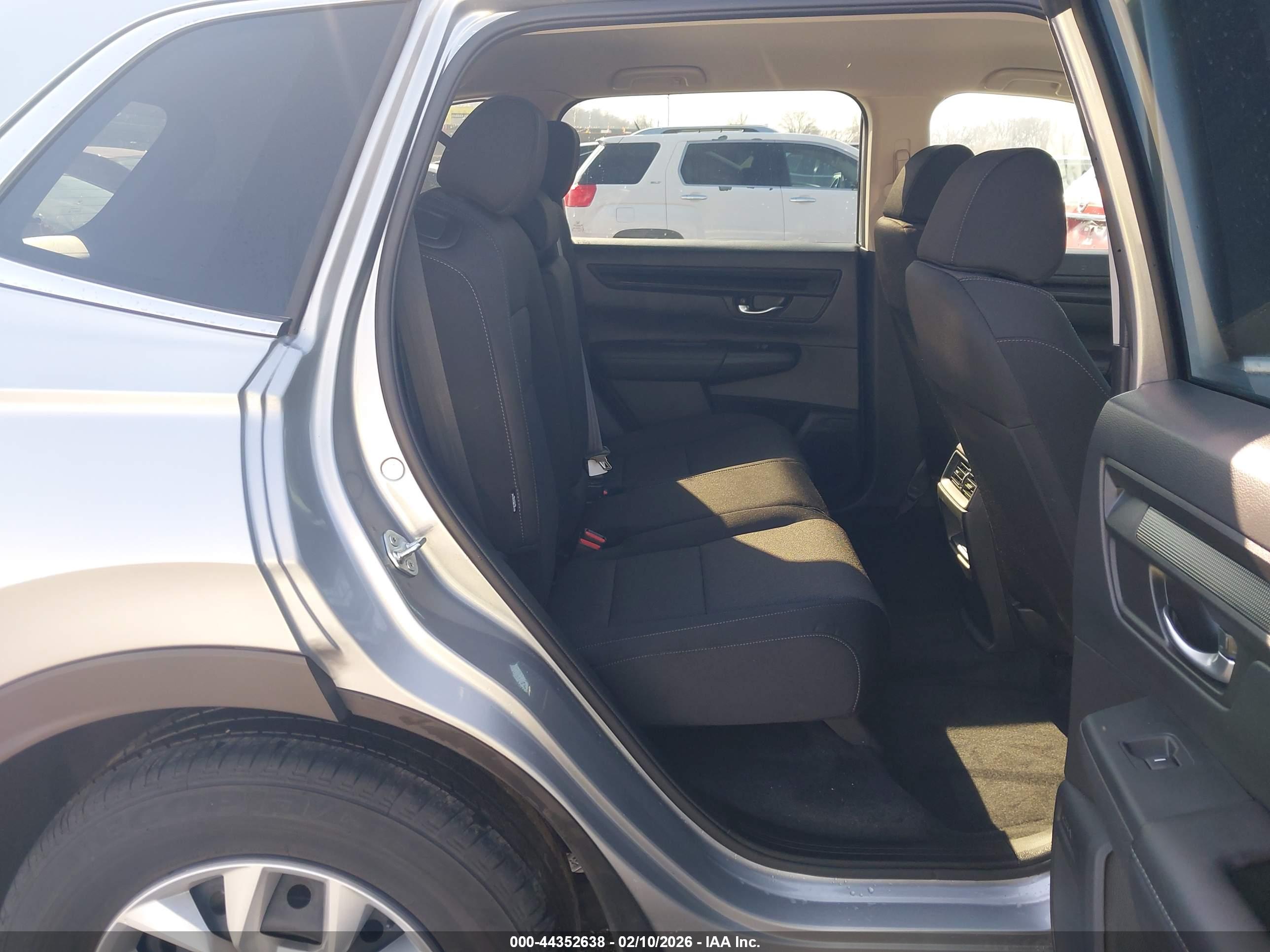 HONDA CR-V image 8