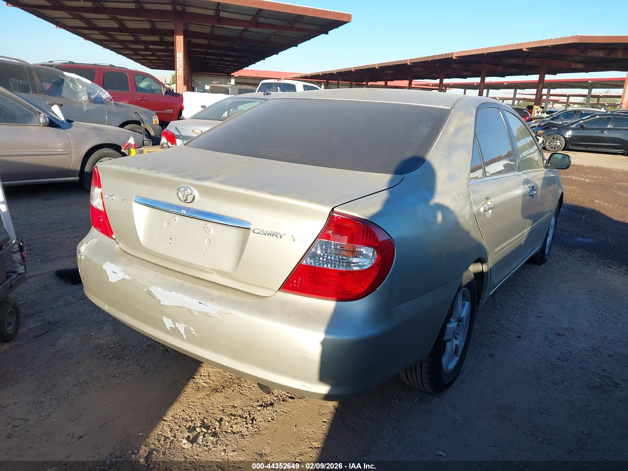TOYOTA CAMRY image 4