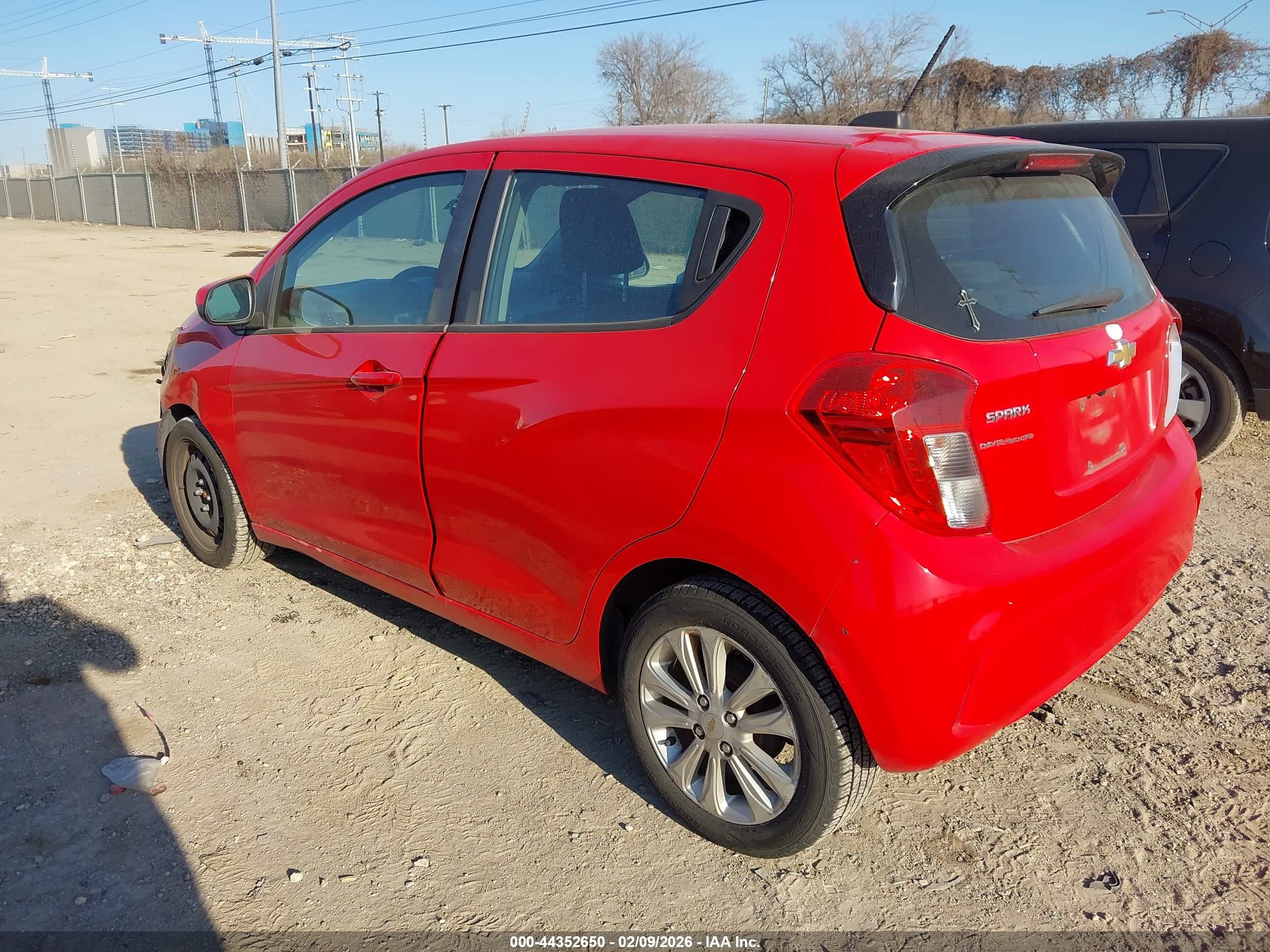 CHEVROLET SPARK image 3