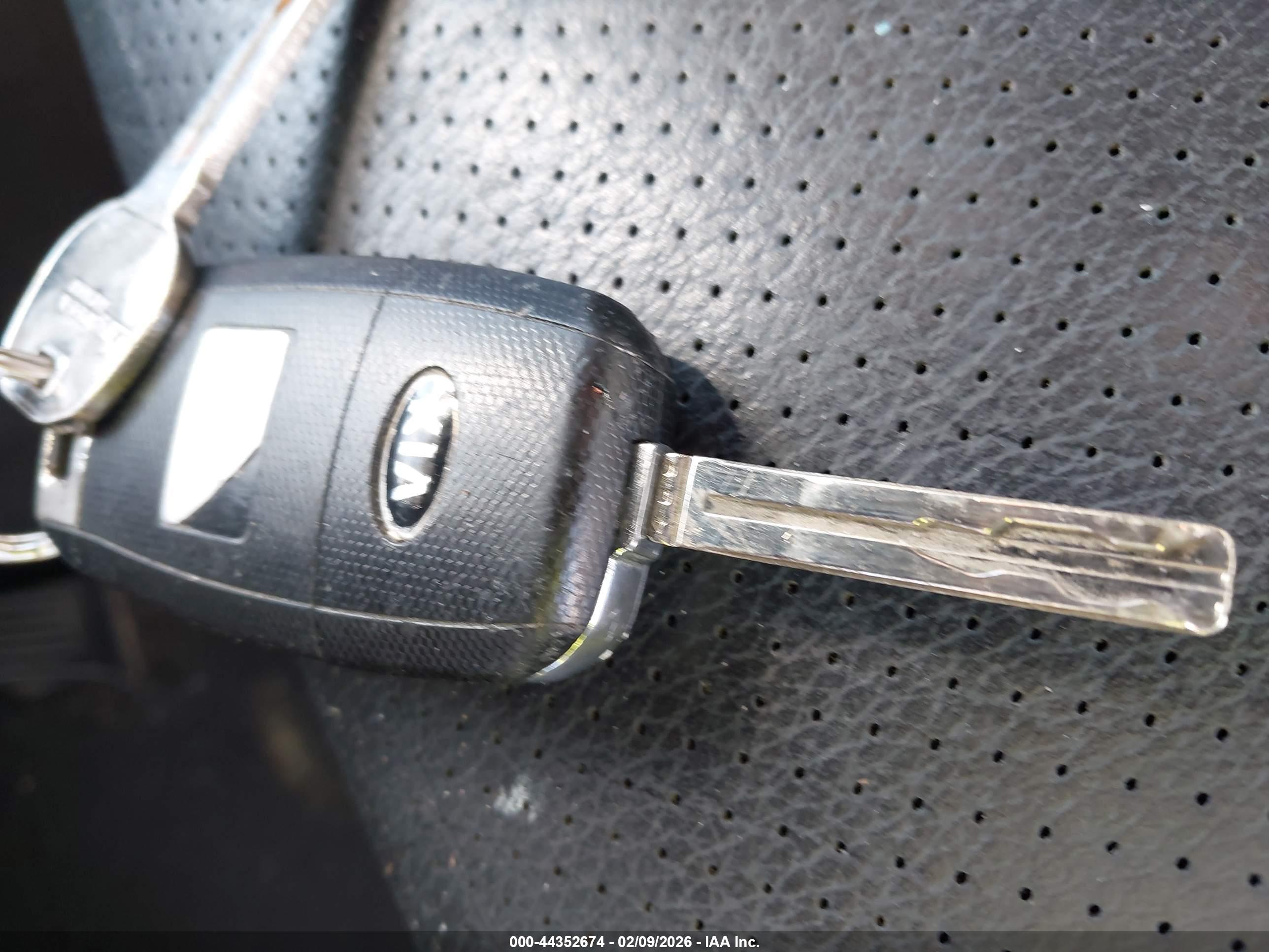 KIA SORENTO image 11