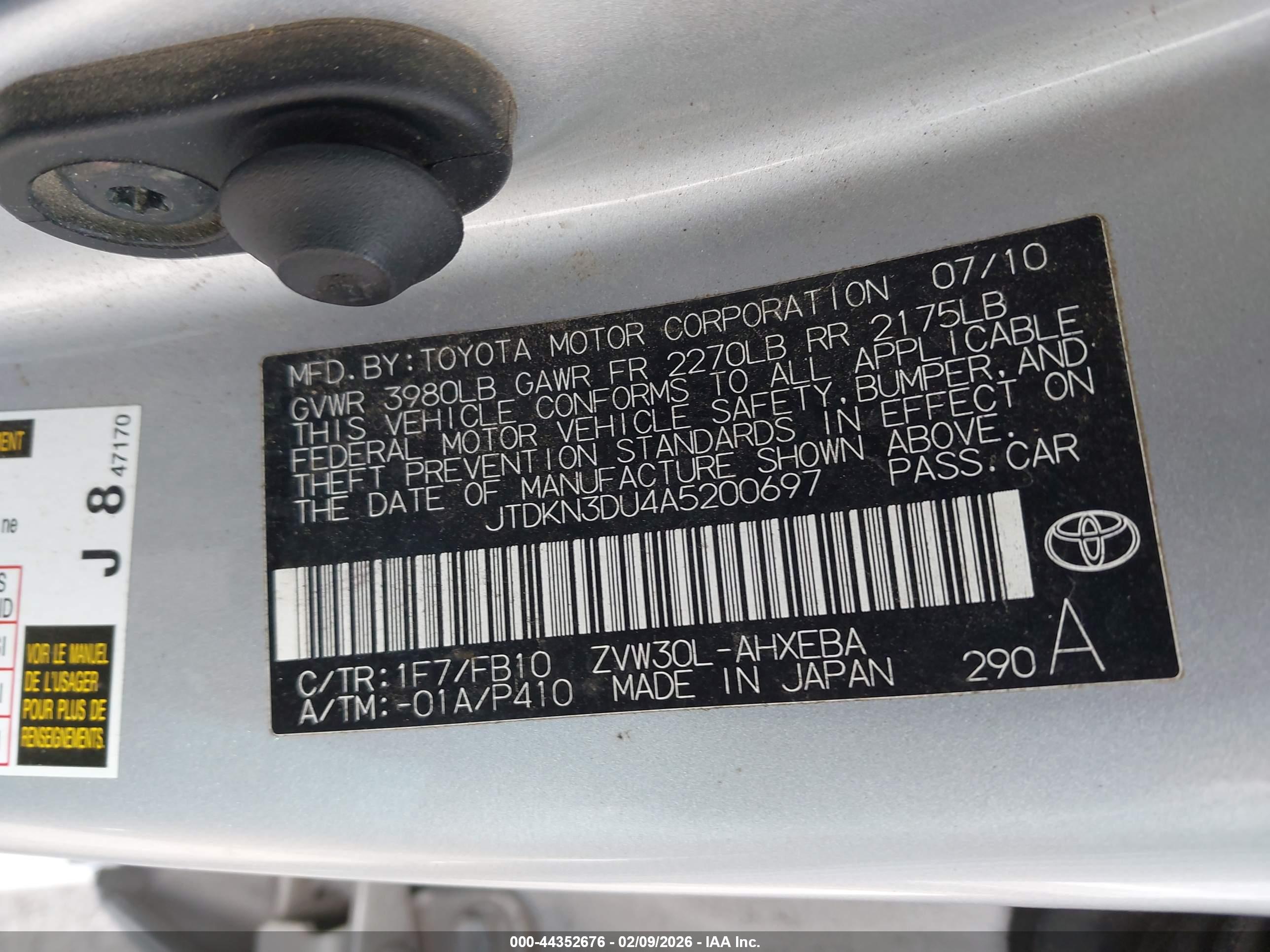 TOYOTA PRIUS image 9