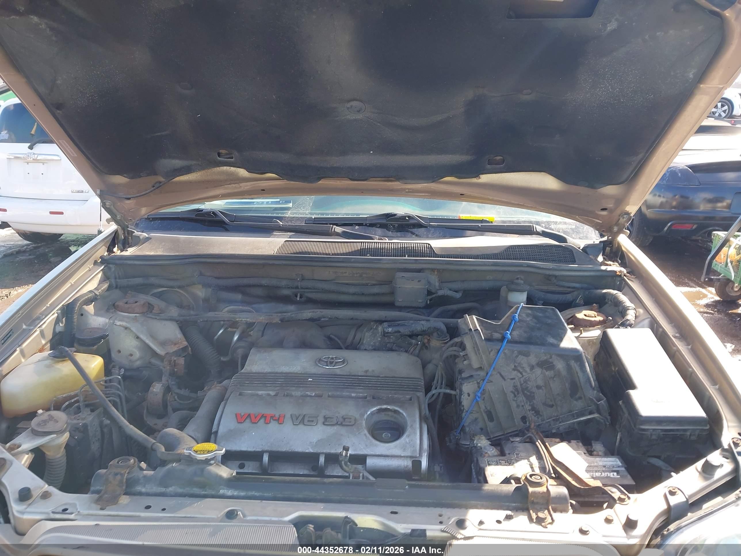 TOYOTA HIGHLANDER image 10