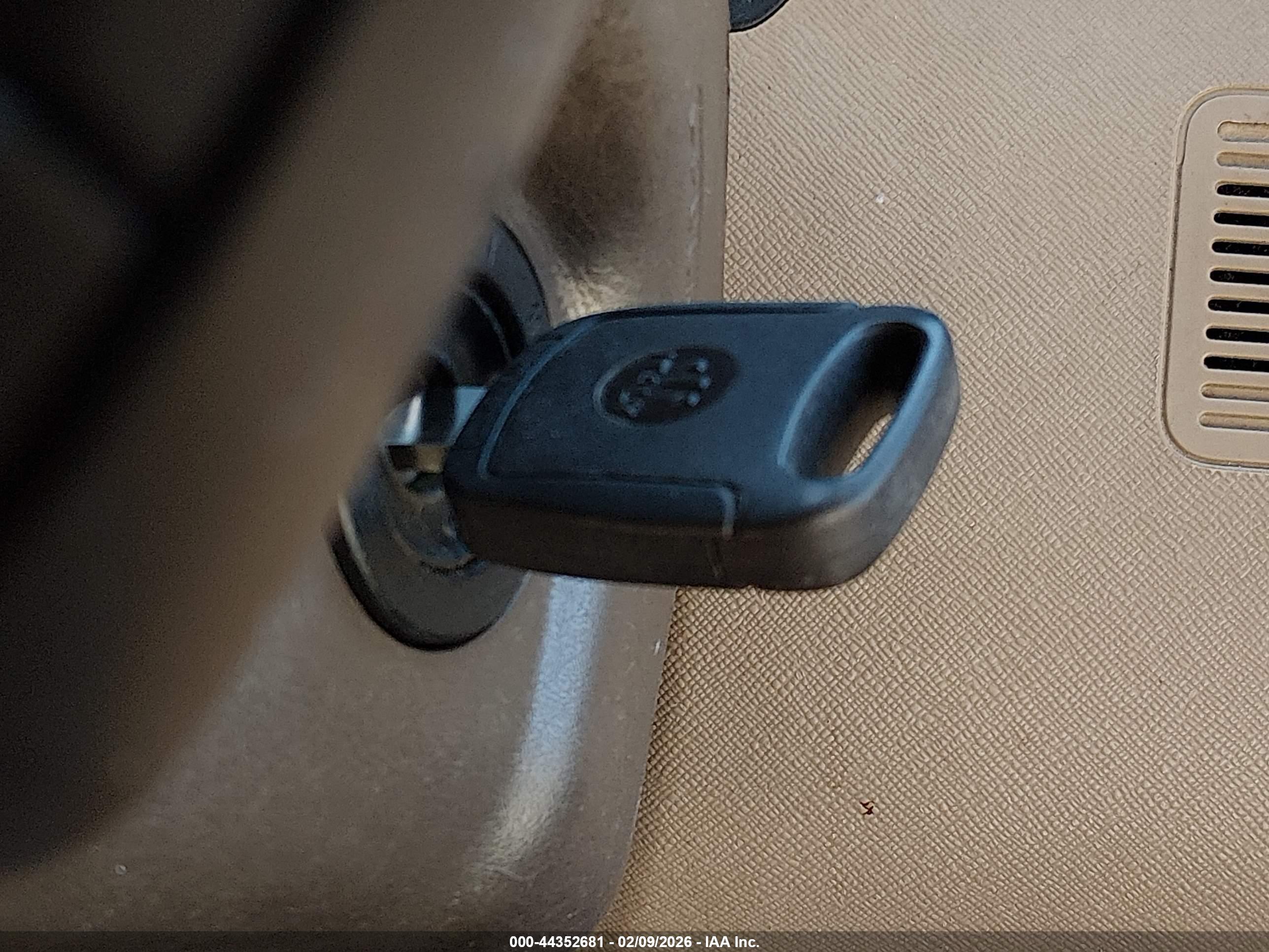 HONDA CR-V image 11
