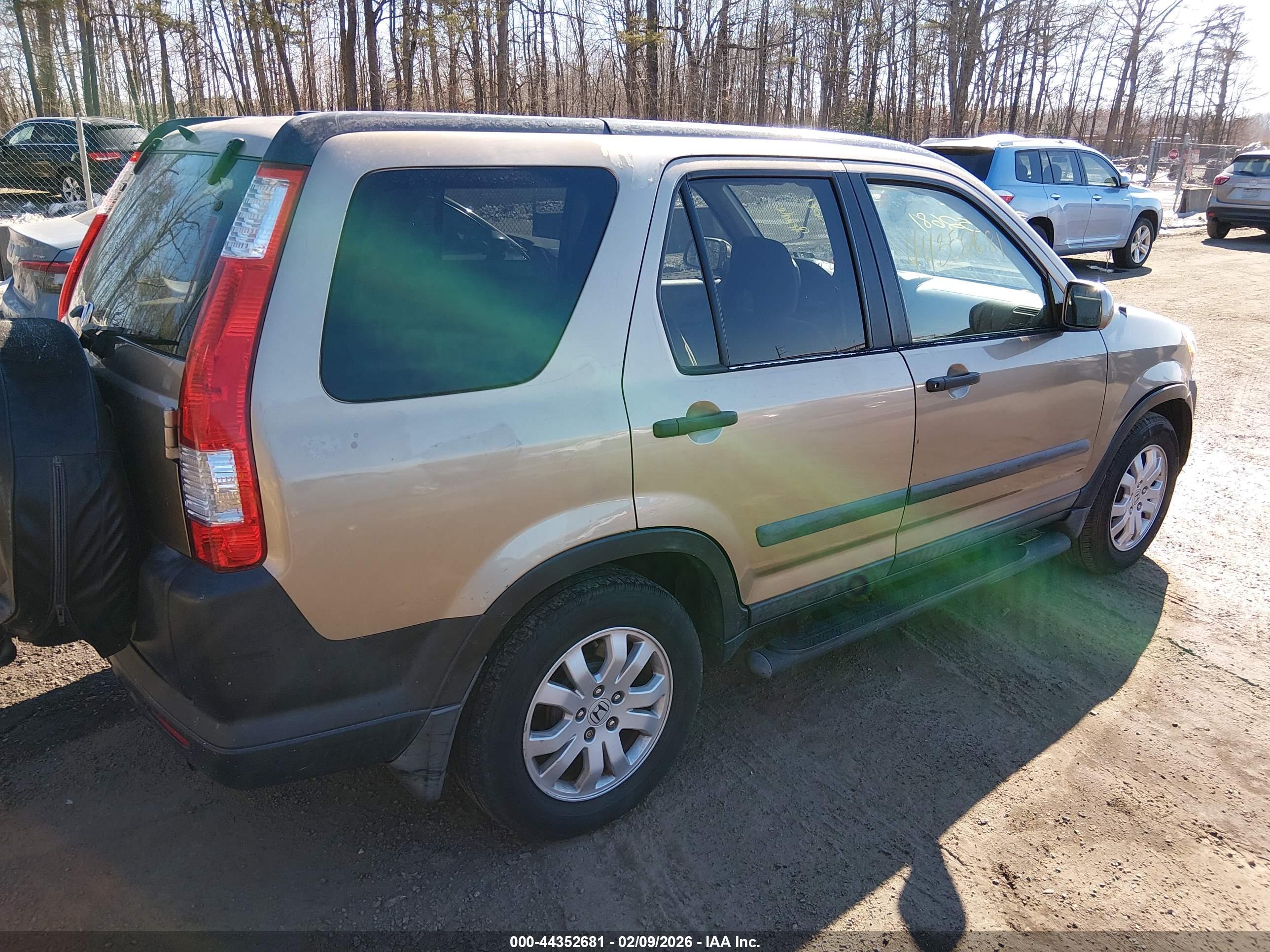 HONDA CR-V image 4