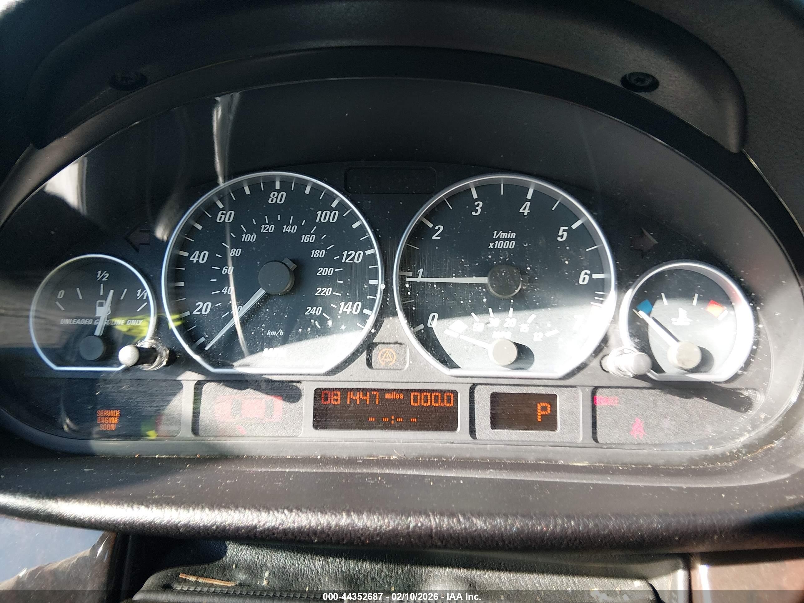 BMW 330CI image 7