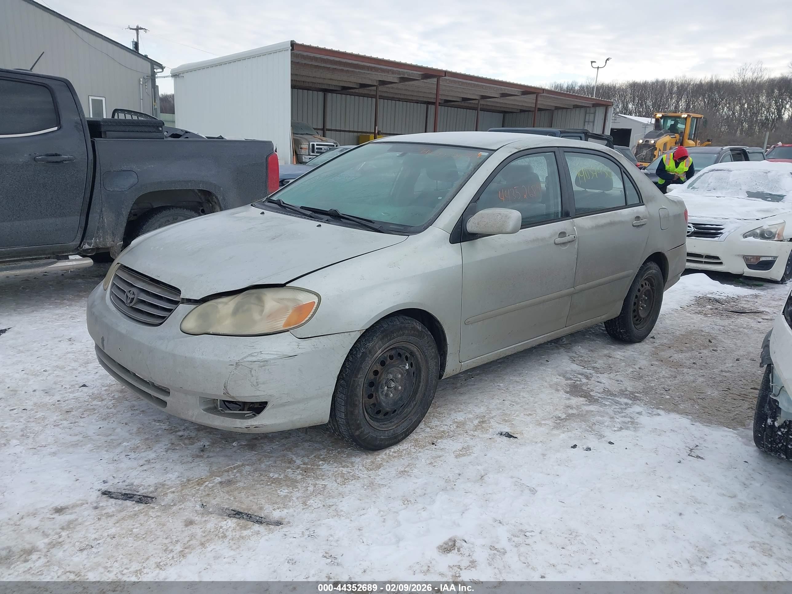 TOYOTA COROLLA image 2