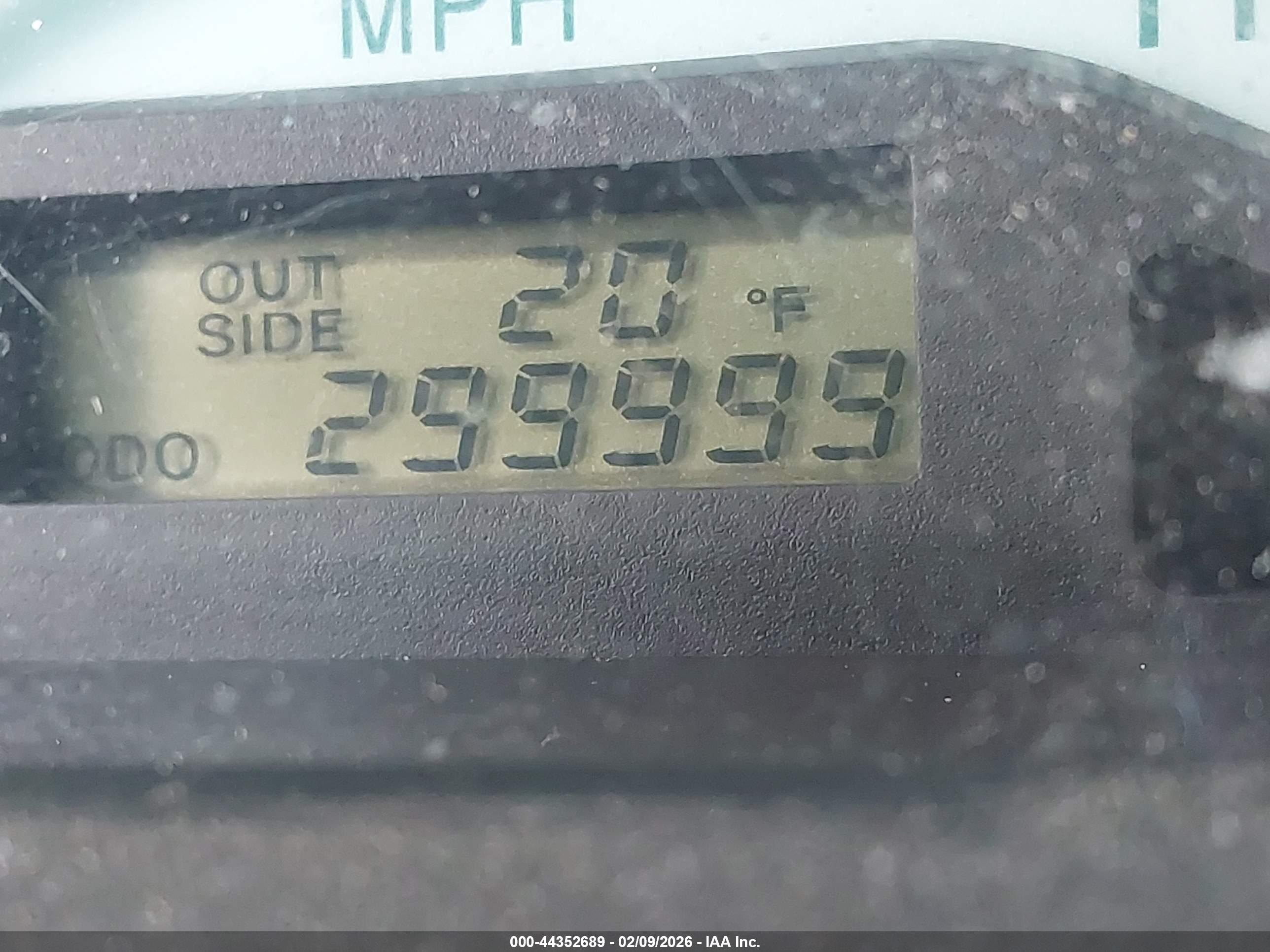 TOYOTA COROLLA image 7