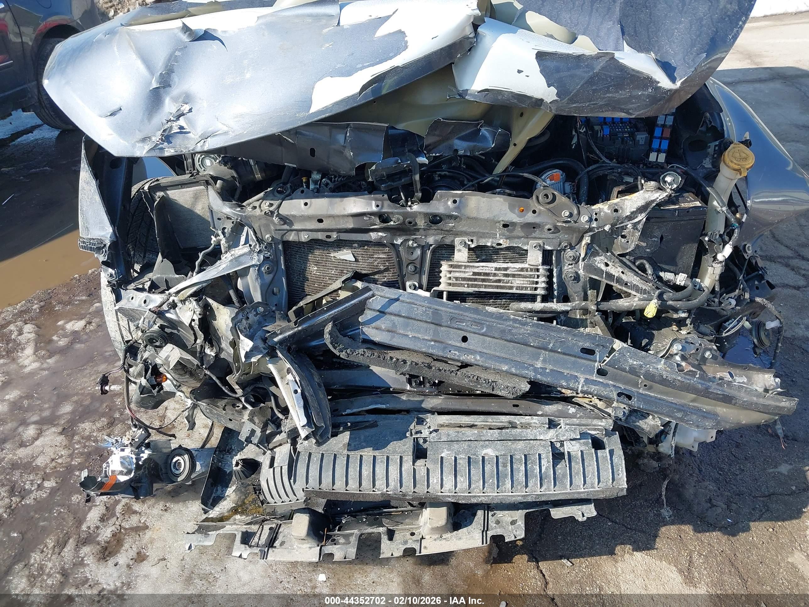 SUBARU OUTBACK image 6