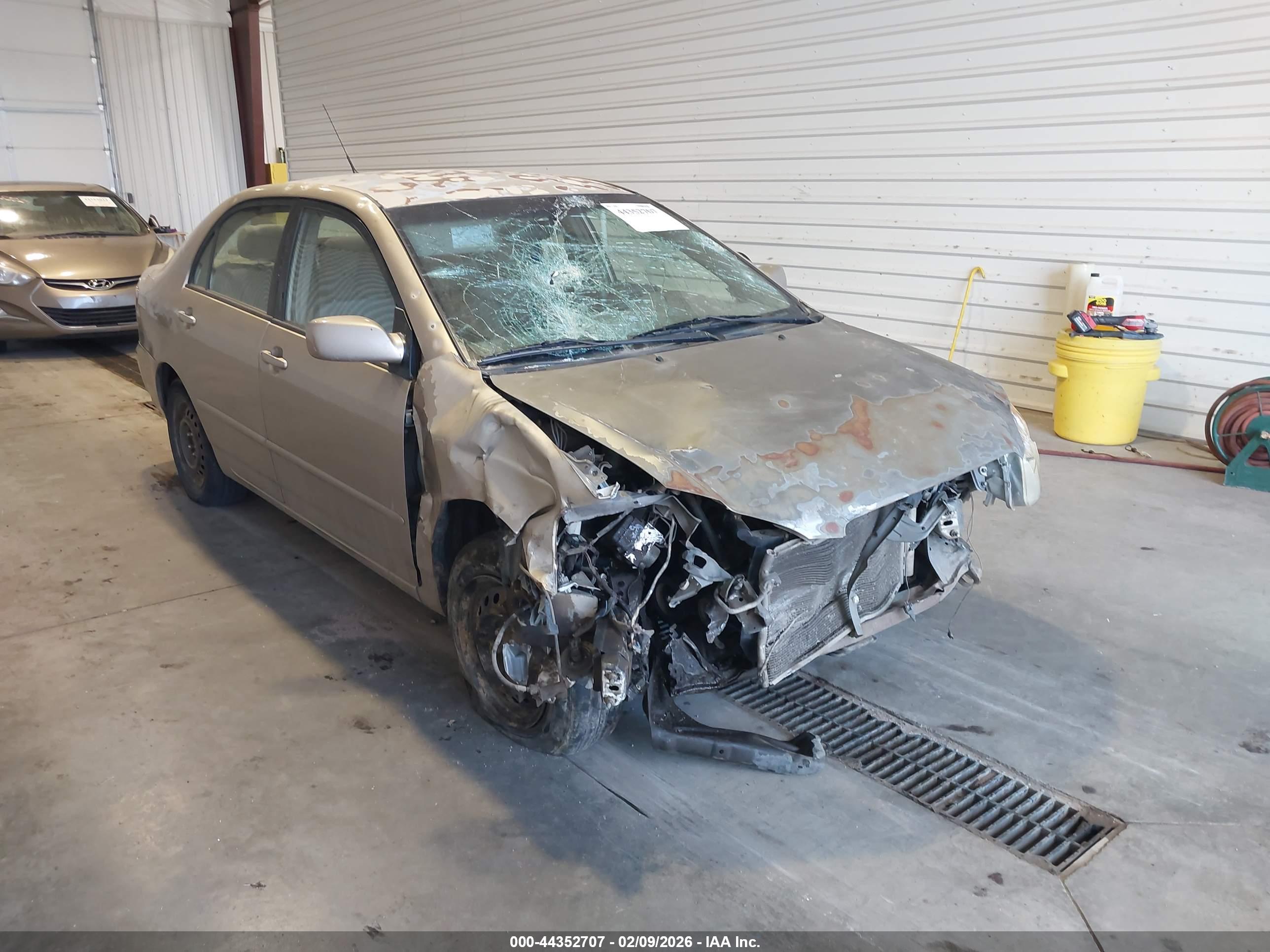 TOYOTA COROLLA image 6