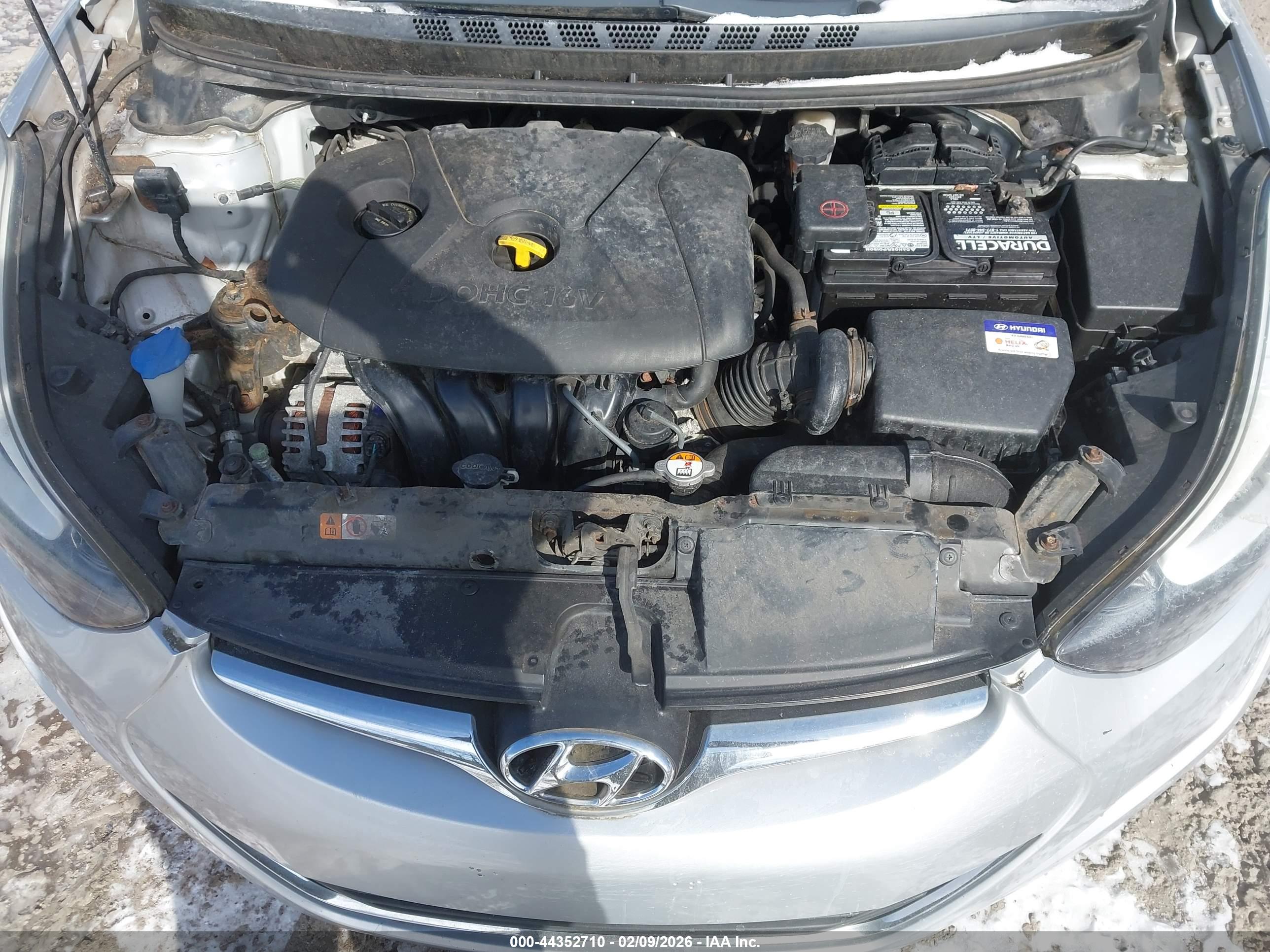 HYUNDAI ELANTRA image 10