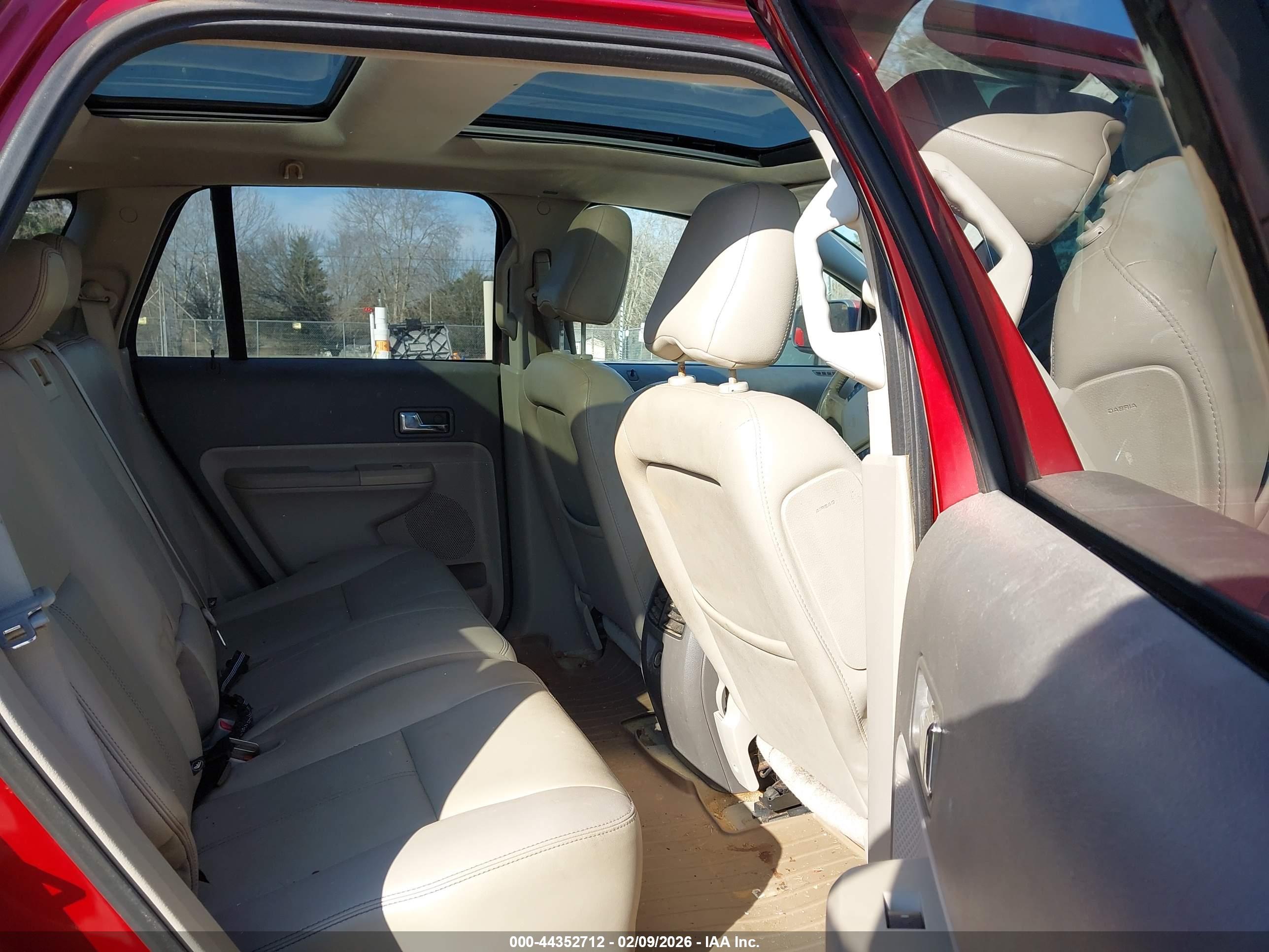 FORD EDGE image 8